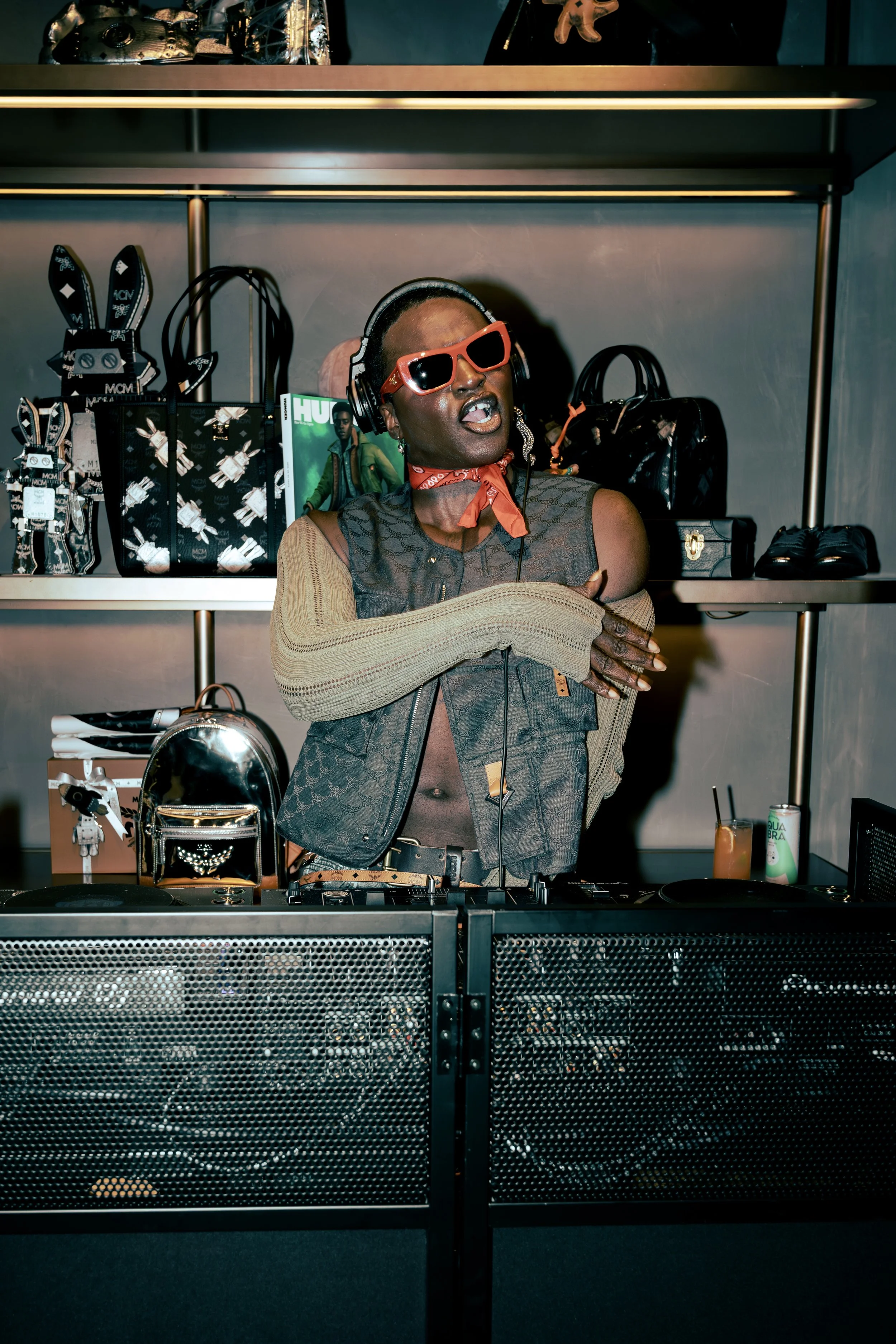 EMSHOOTSBANDS - HUNGER X MCM 11.jpeg