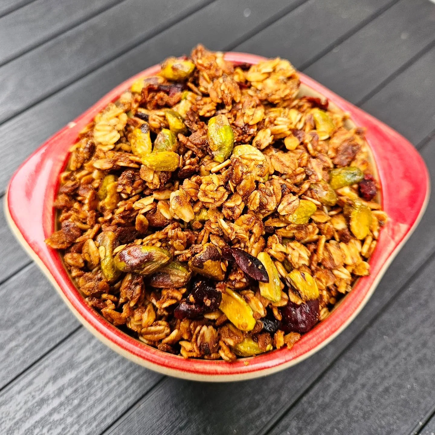 New Stuffs Alert!!!

...and they're Oat-So-Good!!!😘😘

Buttery, not-too-sweet, slow baked Granola with pistachios and raisins

AND

Chewy, toasty, peanut-buttery Oatmeal Breakfast Cookies. If you put &quot;breakfast&quot; on the label it makes them 