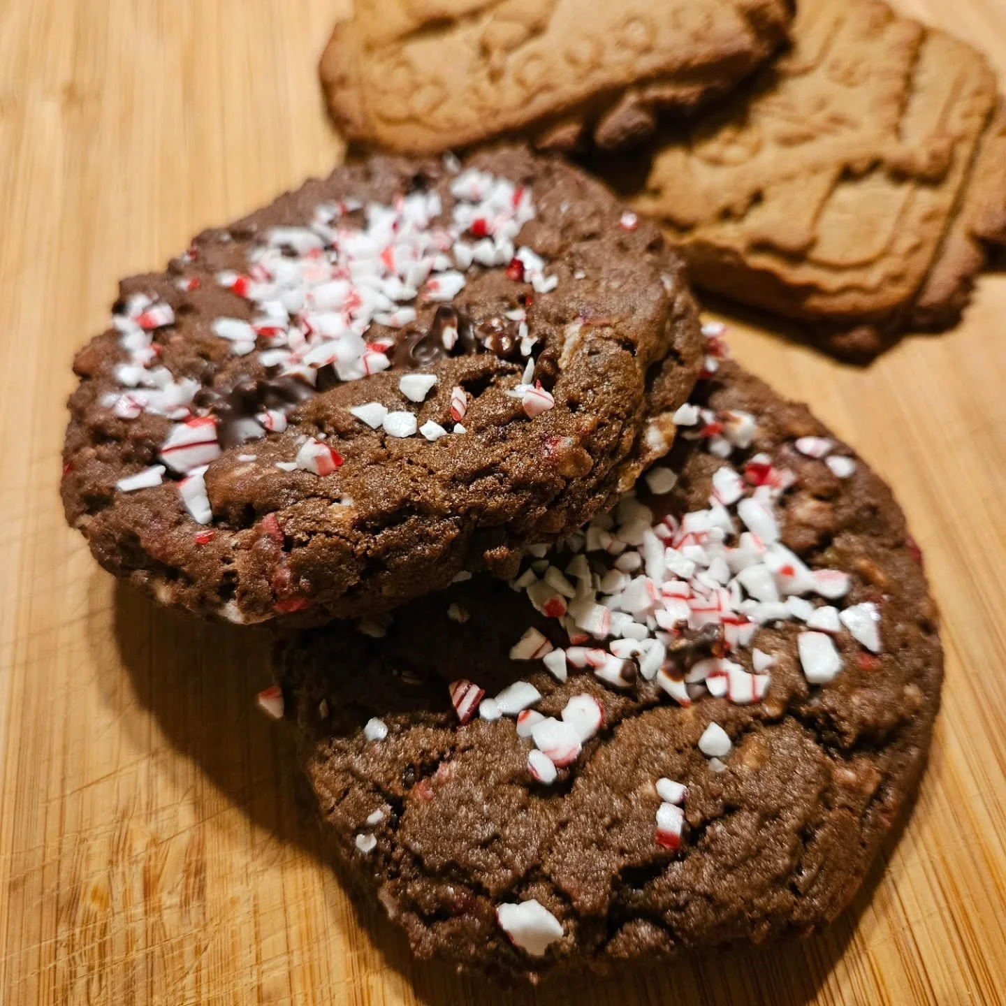 Christmas ordering is still open!! Head over to eatgratefull.com for Christmas Eve pickup and delivery.

This year's offerings:

Chocolate Candy Cane Cookies

Gingerbread Tile Cookies

Gingerbread Loaf

Apple Pie

Parker House Rolls

Cranberry Walnut