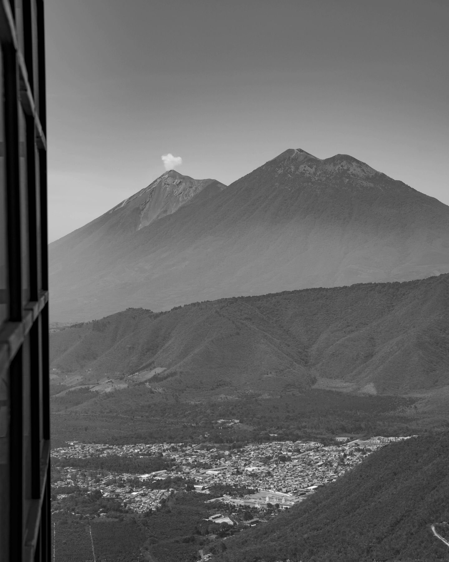 3 of my favorites volcano shots I took in Antigua, Guatemala in February 🫶🏽

First one was taken at the @altamiraoriole
Great great place to visit with your friends and family. Lots to see including this incredible view of the volcano. A must! 

Th