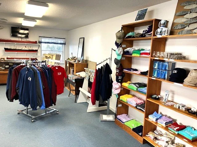 gift_shop_03.jpg