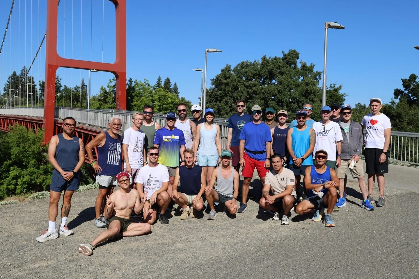 Red, white, and RUN! 🇺🇸✨
We had the absolute best time celebrating the Fourth of July yesterday morning out at Guy West Bridge! The weather could not have been more perfect for the miles-and-smiles session with this incredible crew. ☀️🏃&zwj;♂️🚶&z