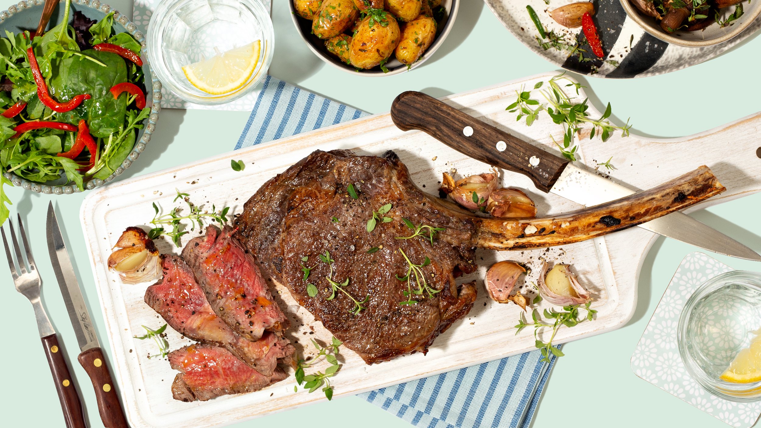 Tomahawk steak photography
