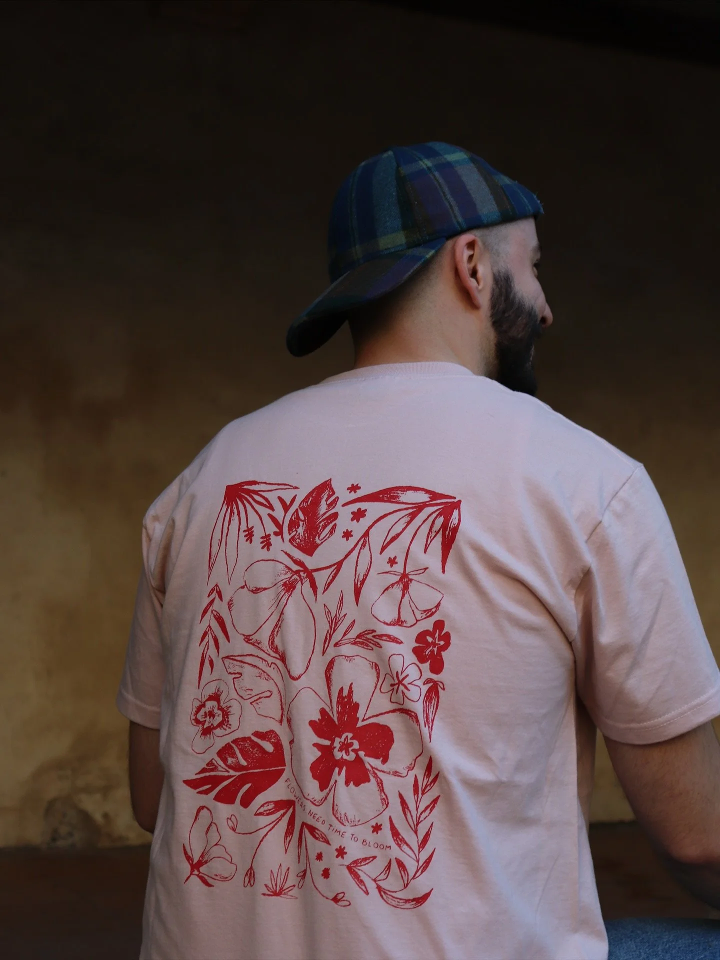 La vie en rose 🌸 &hellip; et rouge ❤️

T-shirt 100% coton s&eacute;rigraphi&eacute; &agrave; la main 
Disponible sur boutiquedebloom.fr 

Et en boutique 
62 rue bressigny, Angers 

🌸🌸 
#serigraphie #bloom