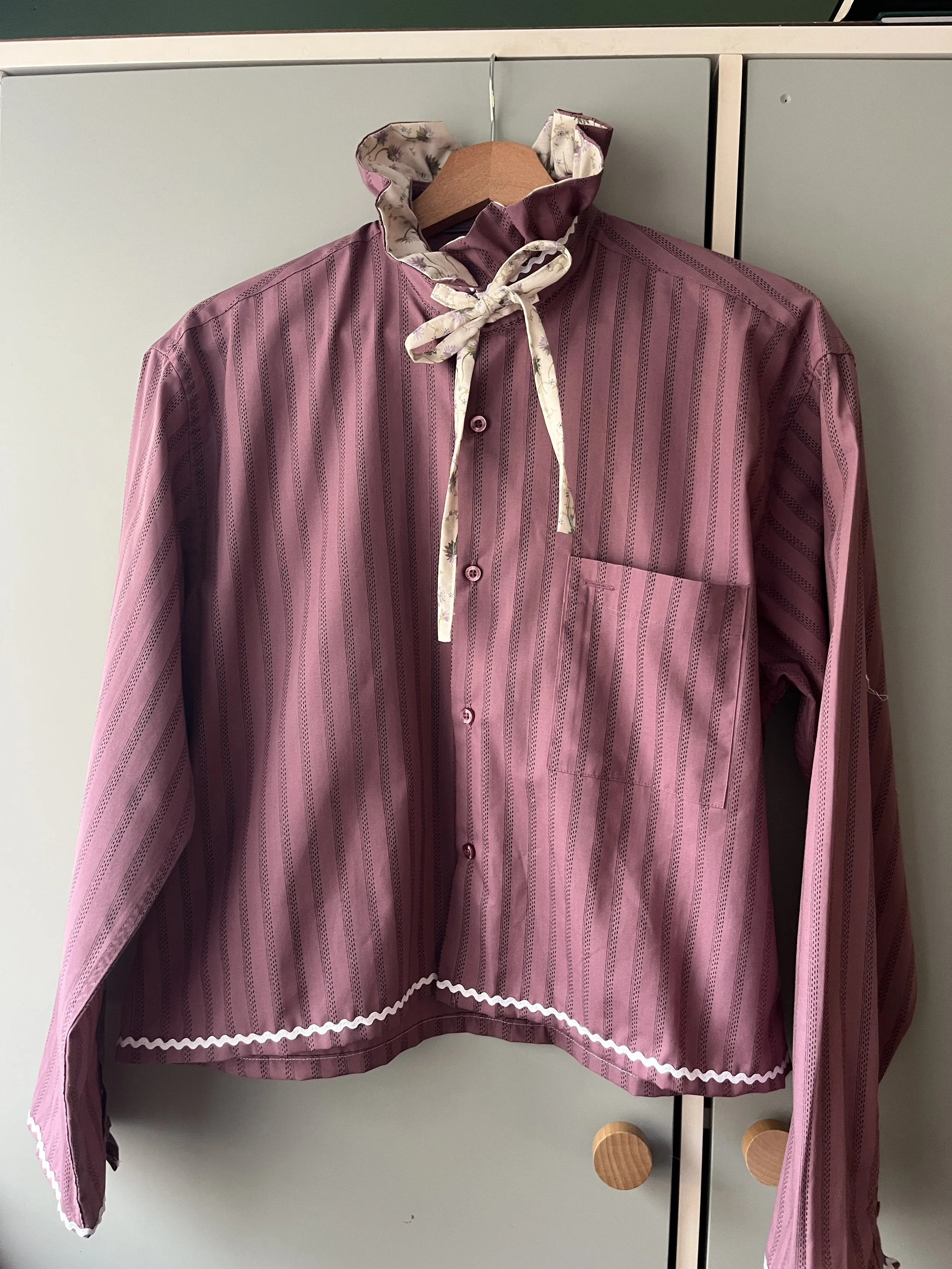 Blouse col froncé violine taille M-L