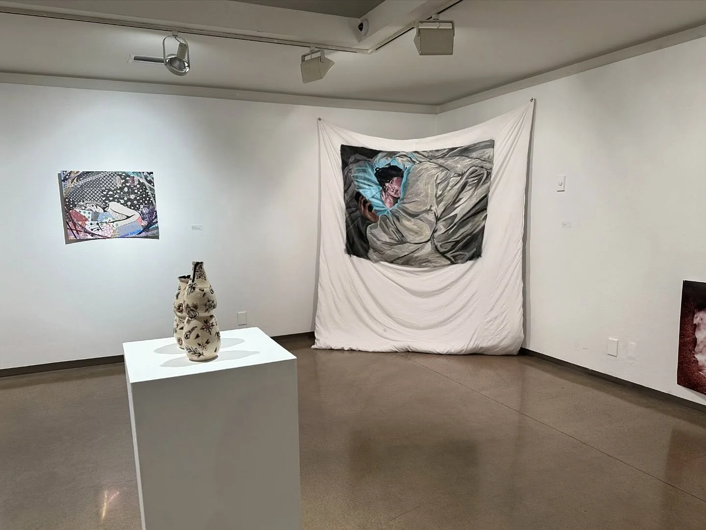 Finally went to to see my artwork installed in the Harry Wood Gallery for the Winter Juried BFA Exhibition :) 

It&rsquo;s on view until the 24th! 

pc @jerkopher