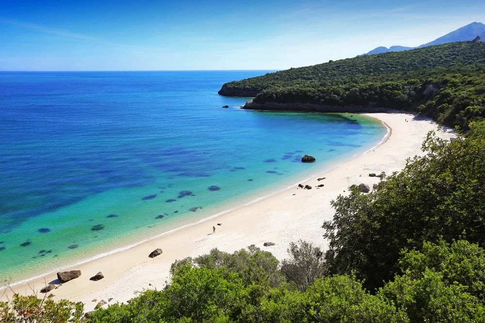 passeio-barco-praia-de-galapinhos-arrabida-batnavo.jpg