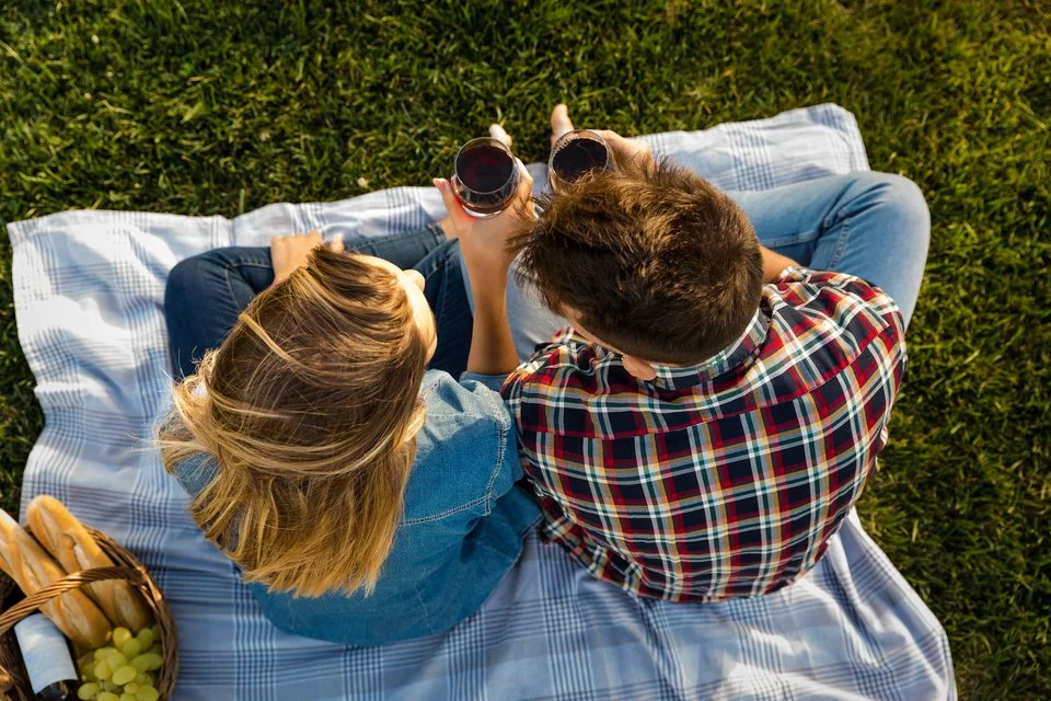 Happy couple having a picnic