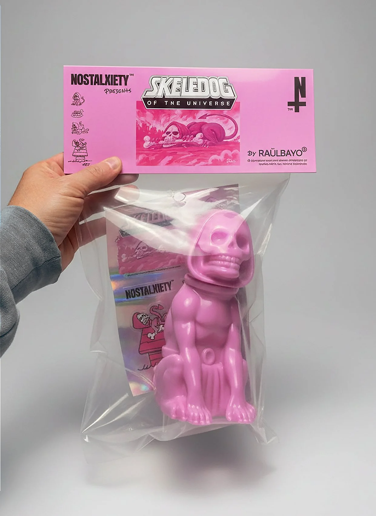 Nostalxiety-RaulBayo-Seledog-jinmenken-sofubi-toy-8.jpg