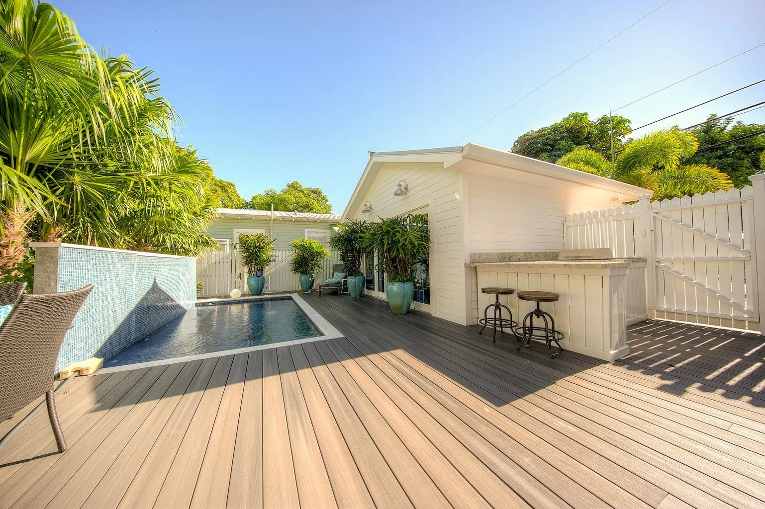 711 Olivia Pool & Deck.jpg