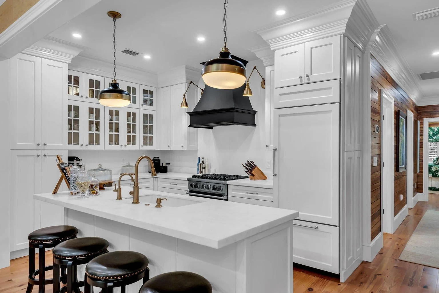 1221 Royal Kitchen.jpg