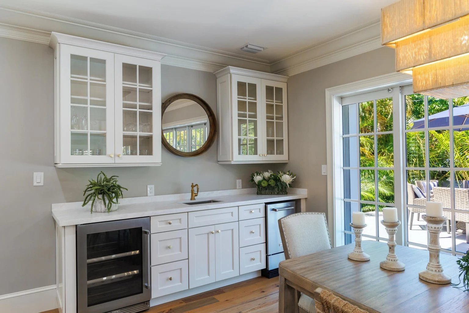 1707 South Dining Area 2.jpg