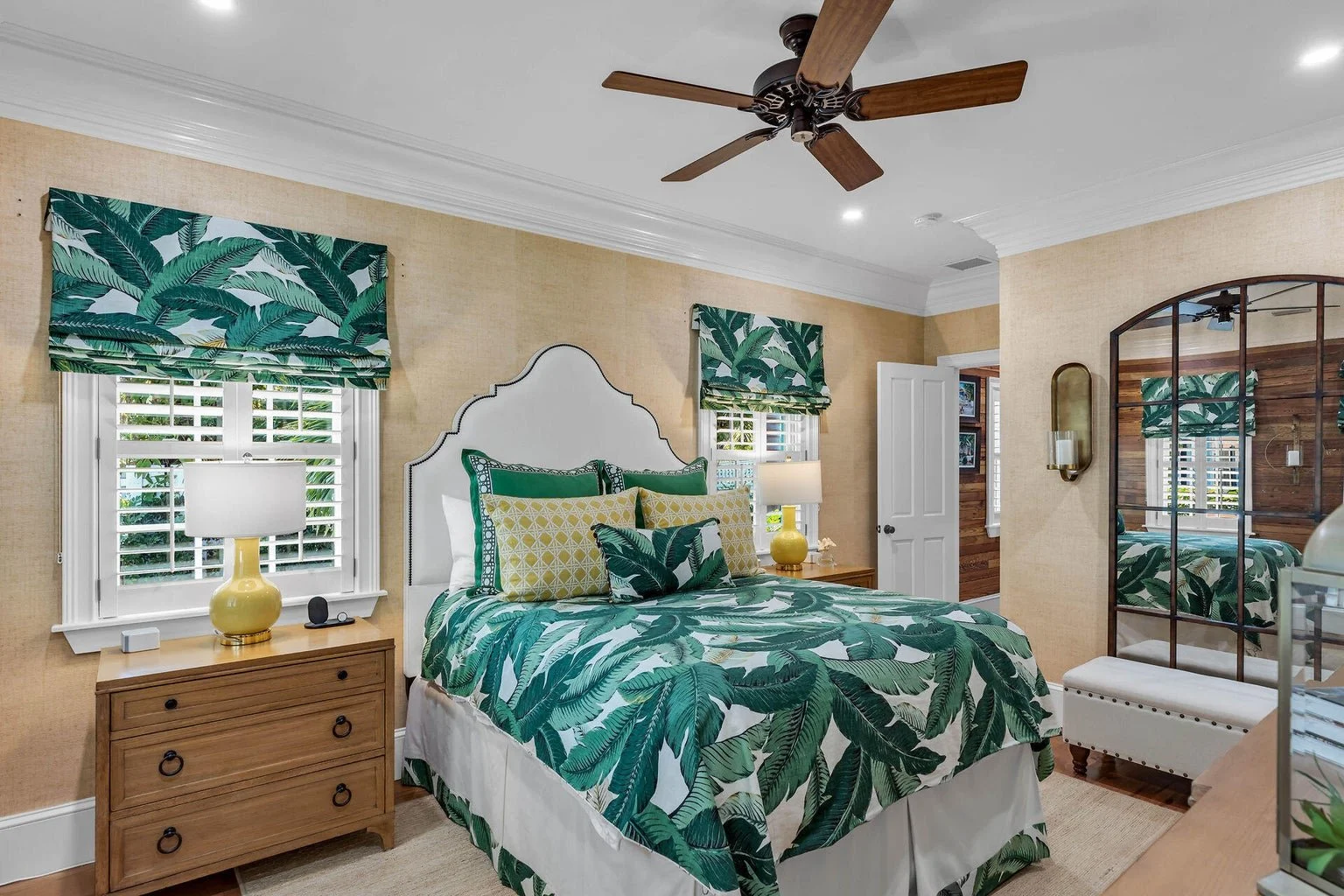 1221 Royal Master Bedroom.jpg