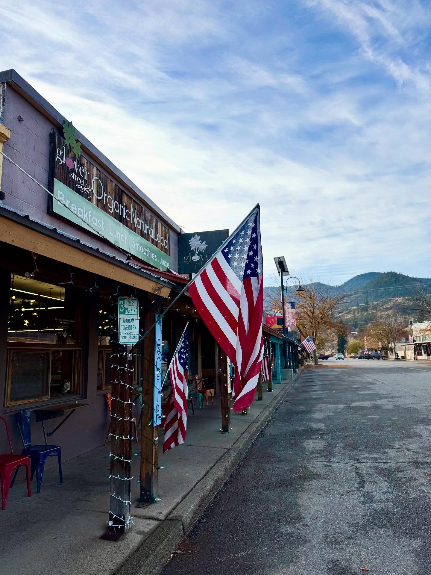 A quiet morning on Glover Street &mdash; grateful for this community, and for those who&rsquo;ve served.