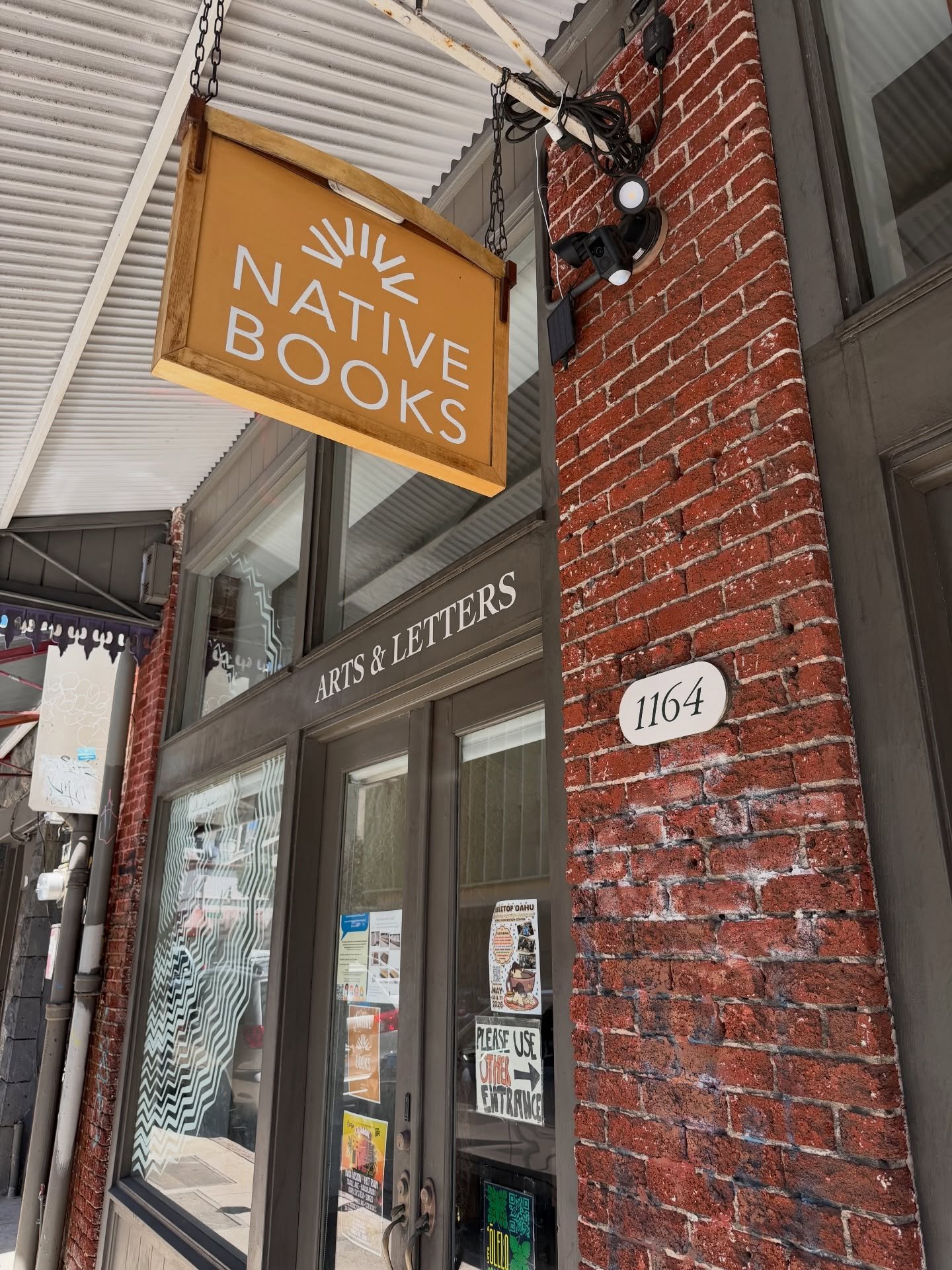 What an honor to have our journals in @nativebookshi! 

Native Books is an independent bookstore and publisher focused on books and literature from Hawaiʻi and the Pacific and founded by the INCREDIBLE Maile Meyer (@kalaheowilder). 

Go check them ou