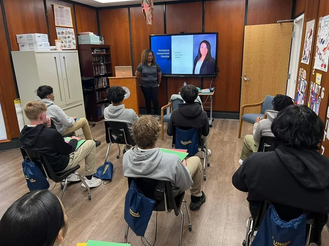 Shelly Bell teaching a class  of students