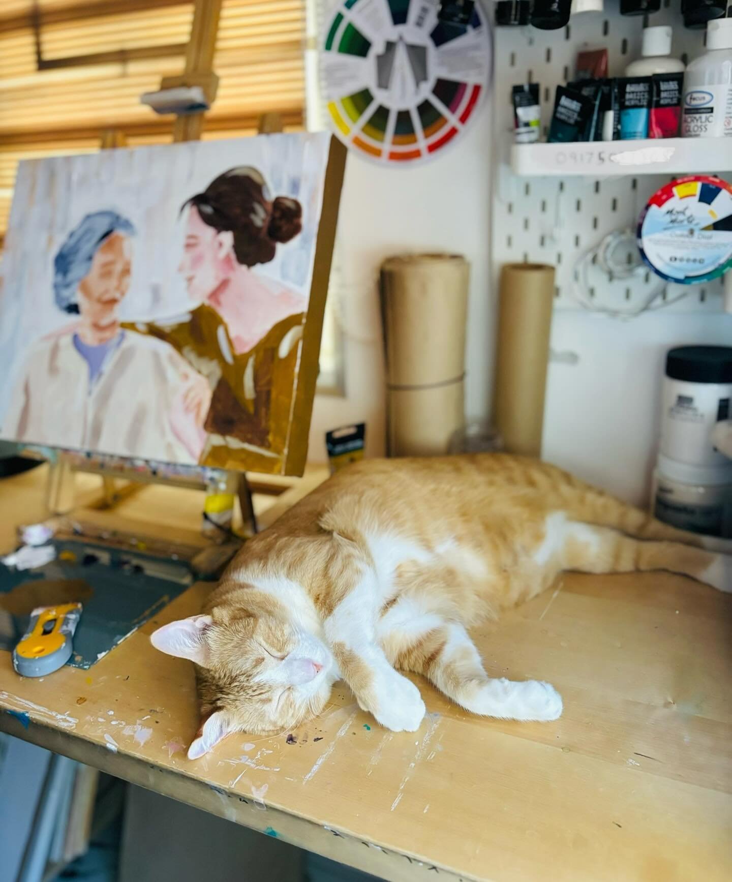 My painting companion 🐱 

#pets #catsofinstagram #acrylicpainting #impressionism
