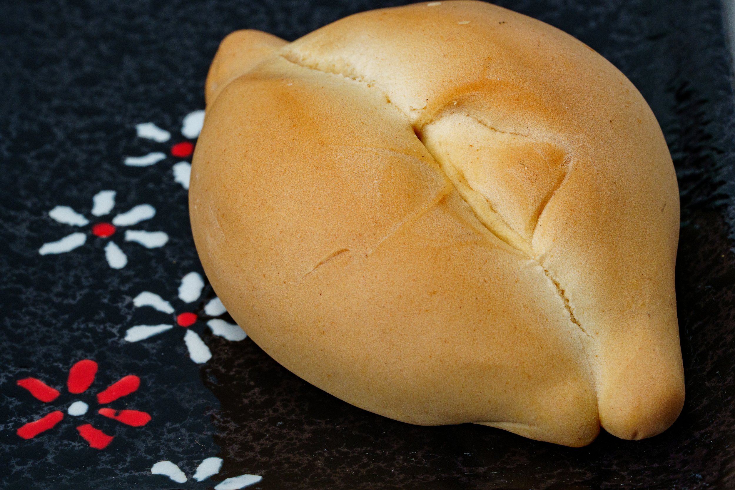 Coco Bread → "Coco Hug"