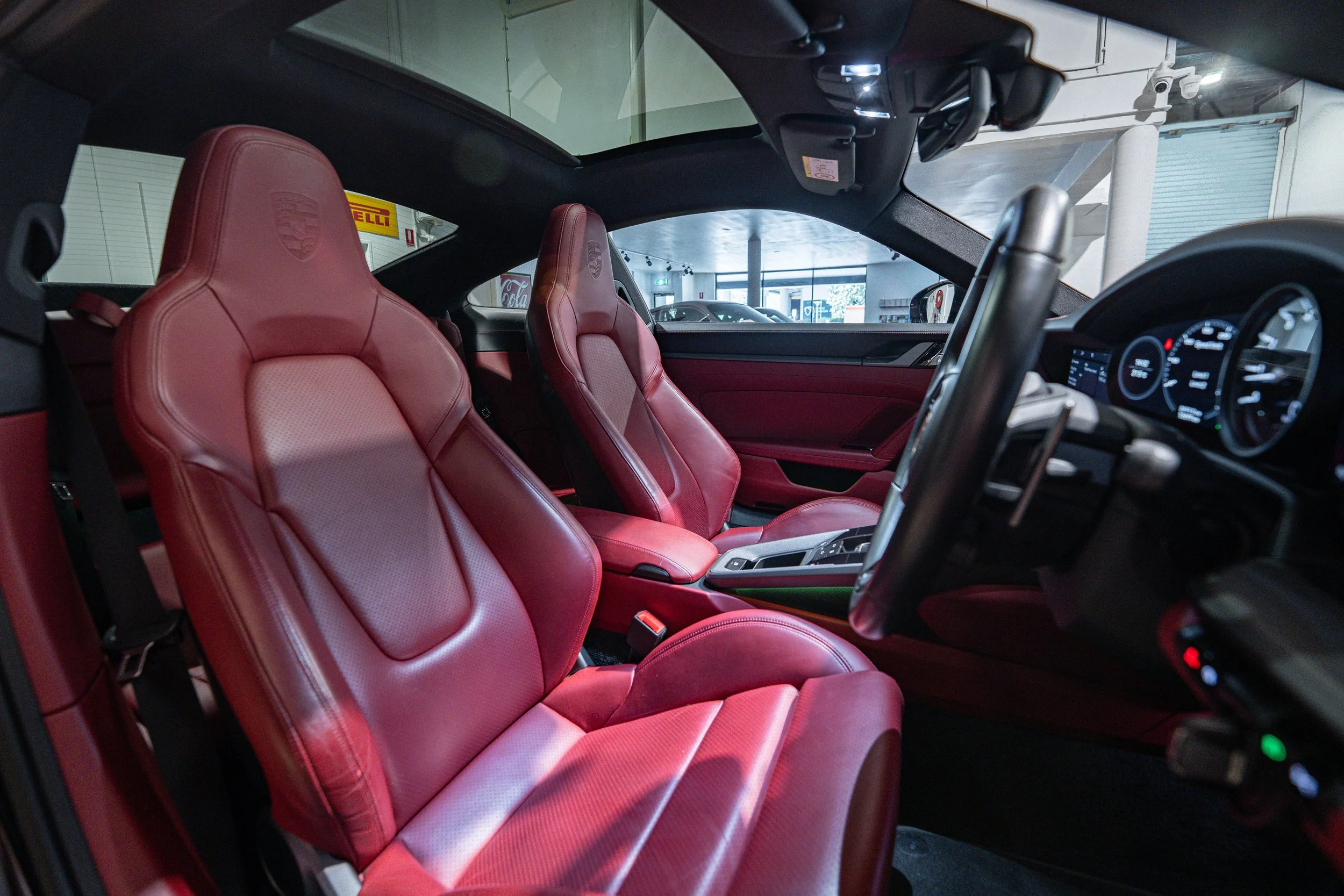 porsche911992carrera-listing-25.jpg
