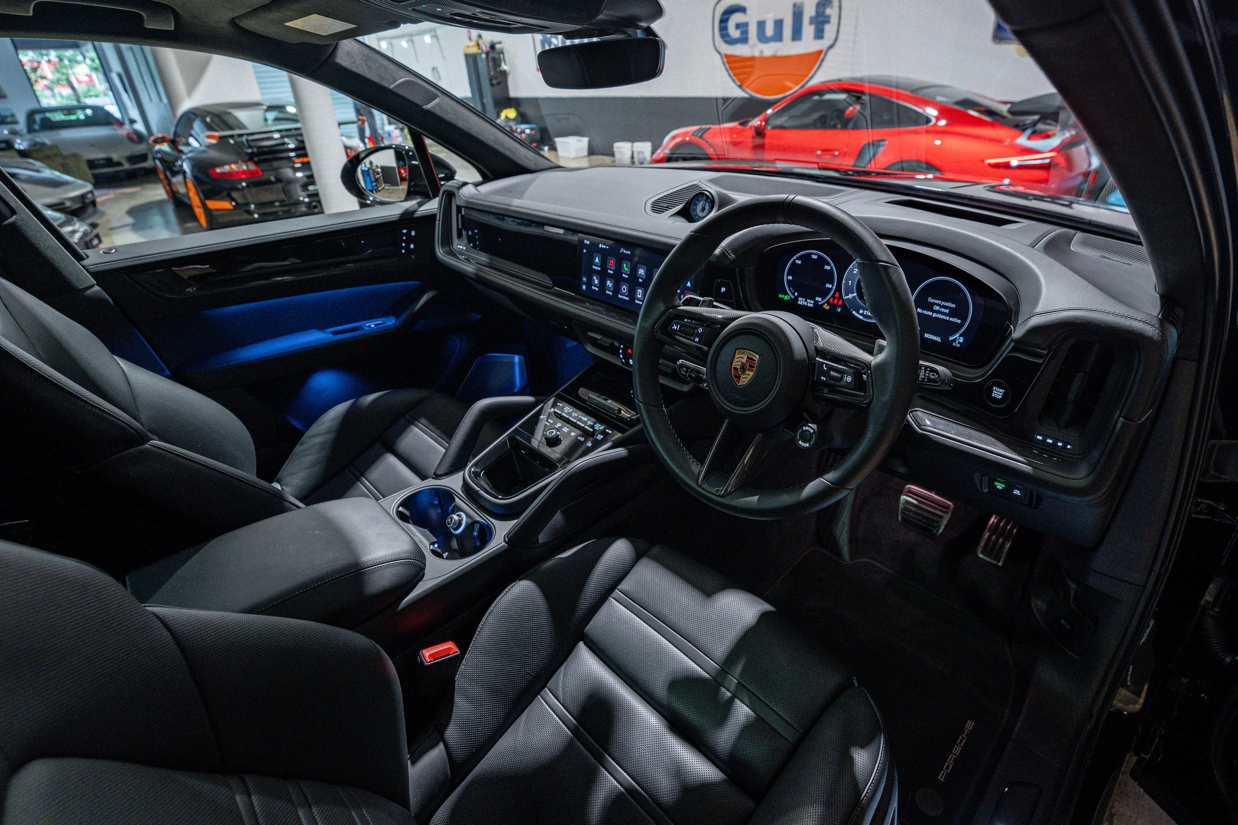 porschecayenne-listing-18.jpg
