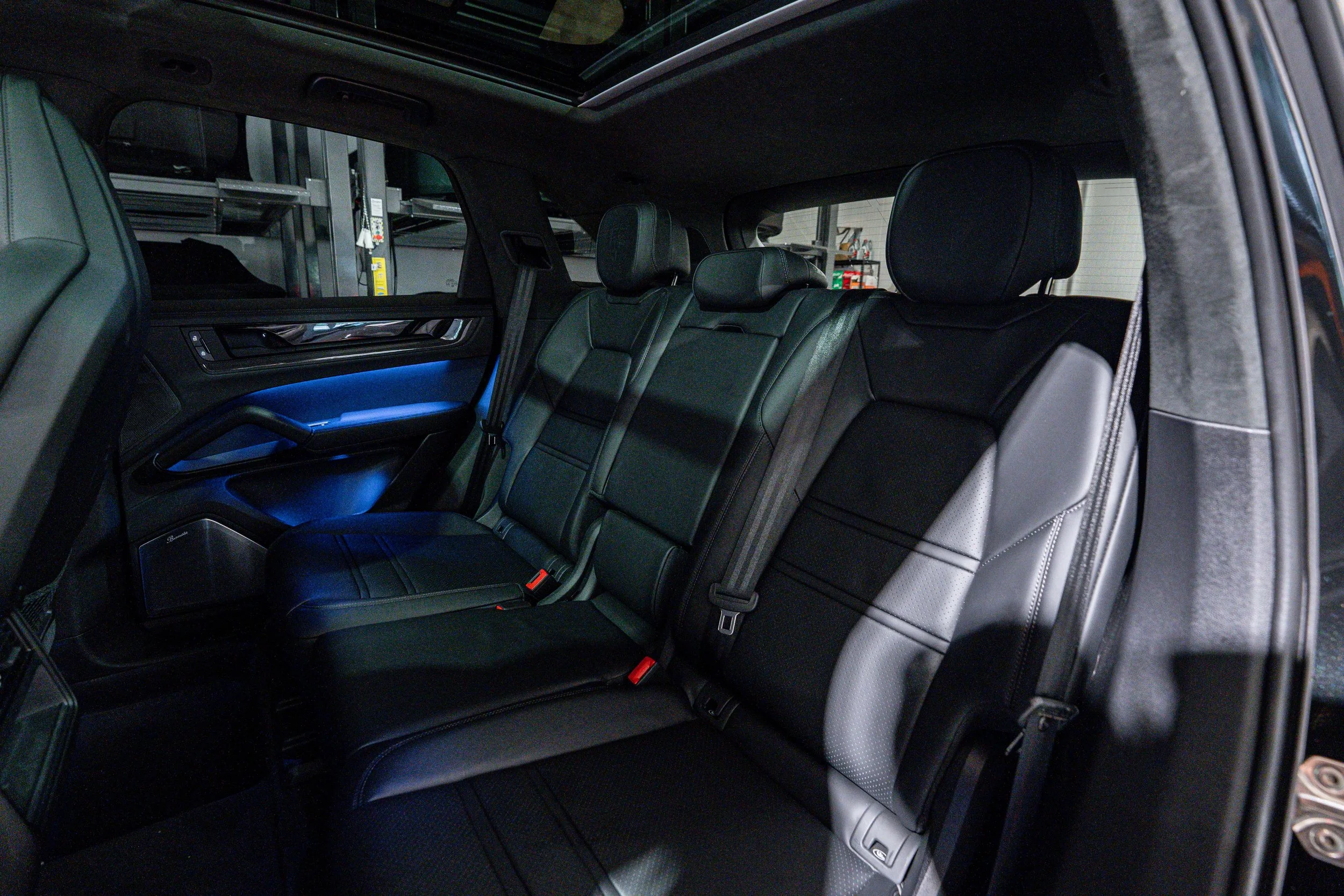 porschecayenne-listing-35.jpg