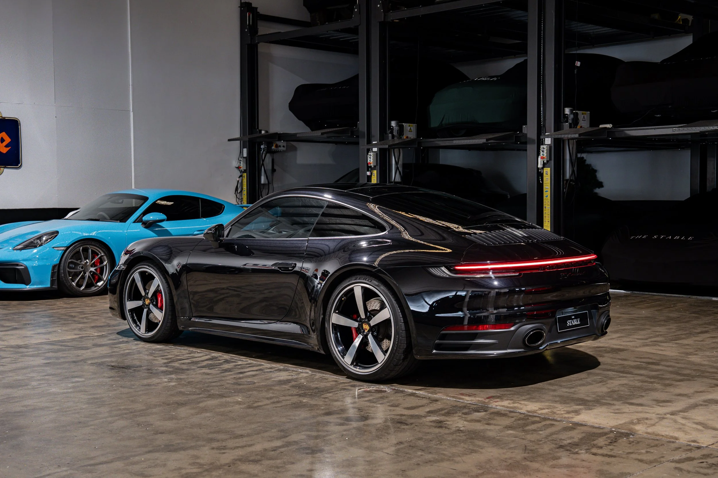 porsche911992carrera-listing-10.jpg
