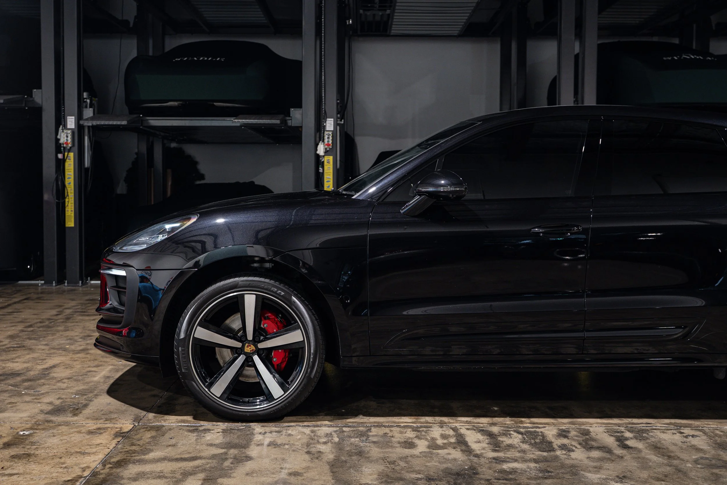 porschemacan-listing-6.jpg