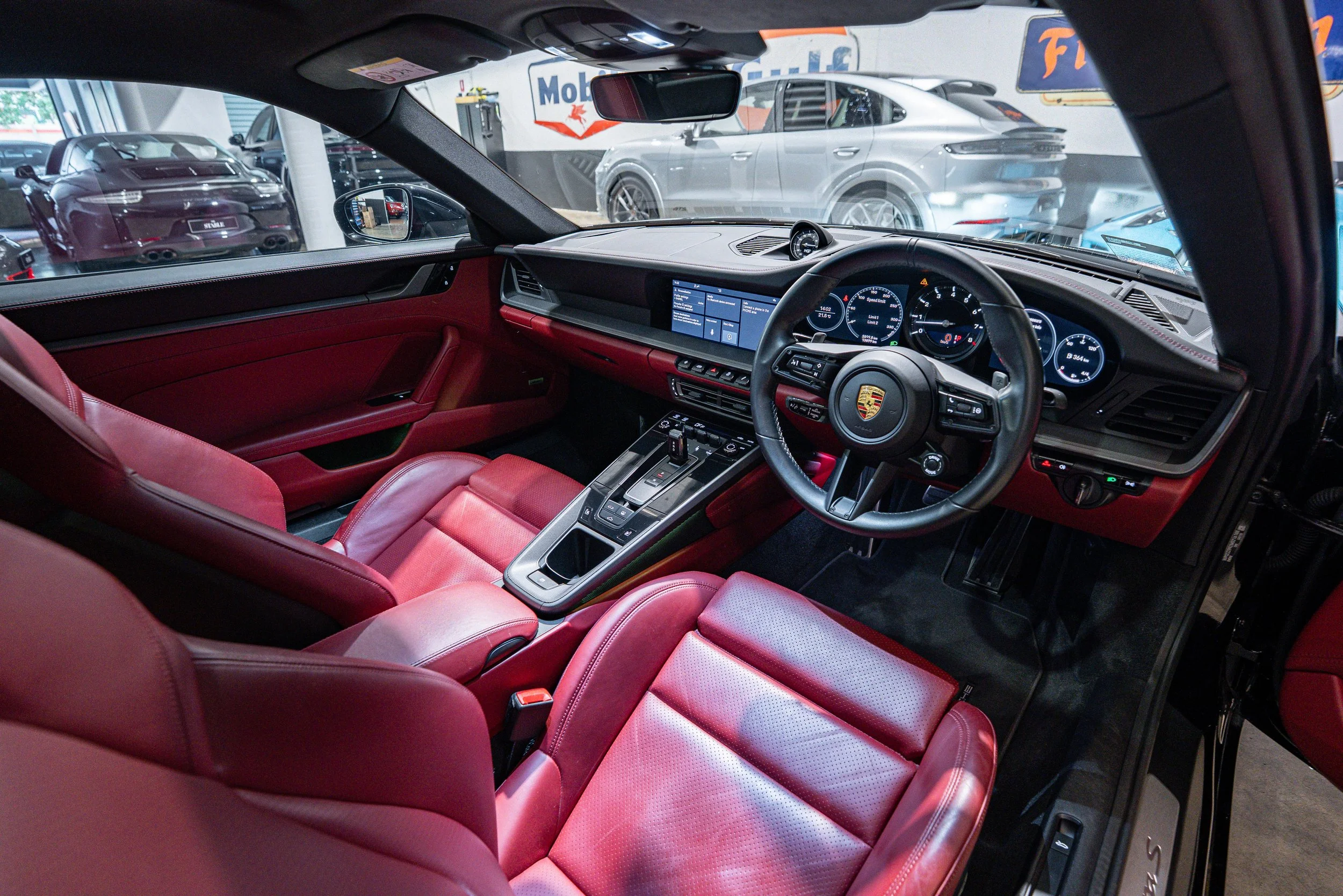 porsche911992carrera-listing-18.jpg