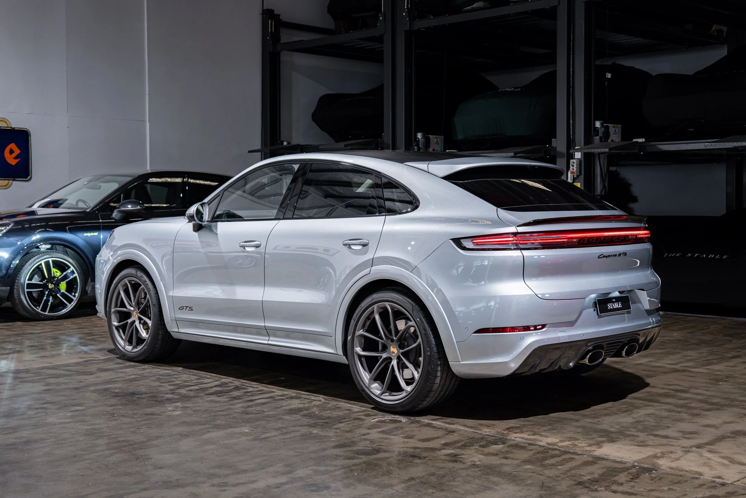 porschecayennegts-listing-12.jpg