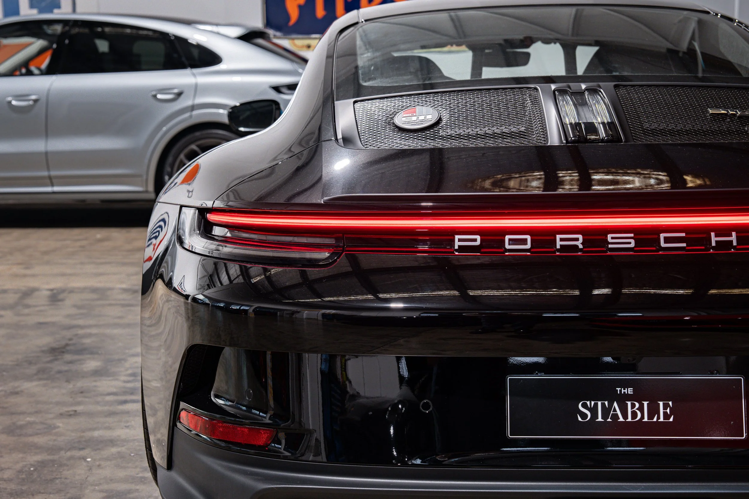 porsche911992st-updated-listing-13.jpg