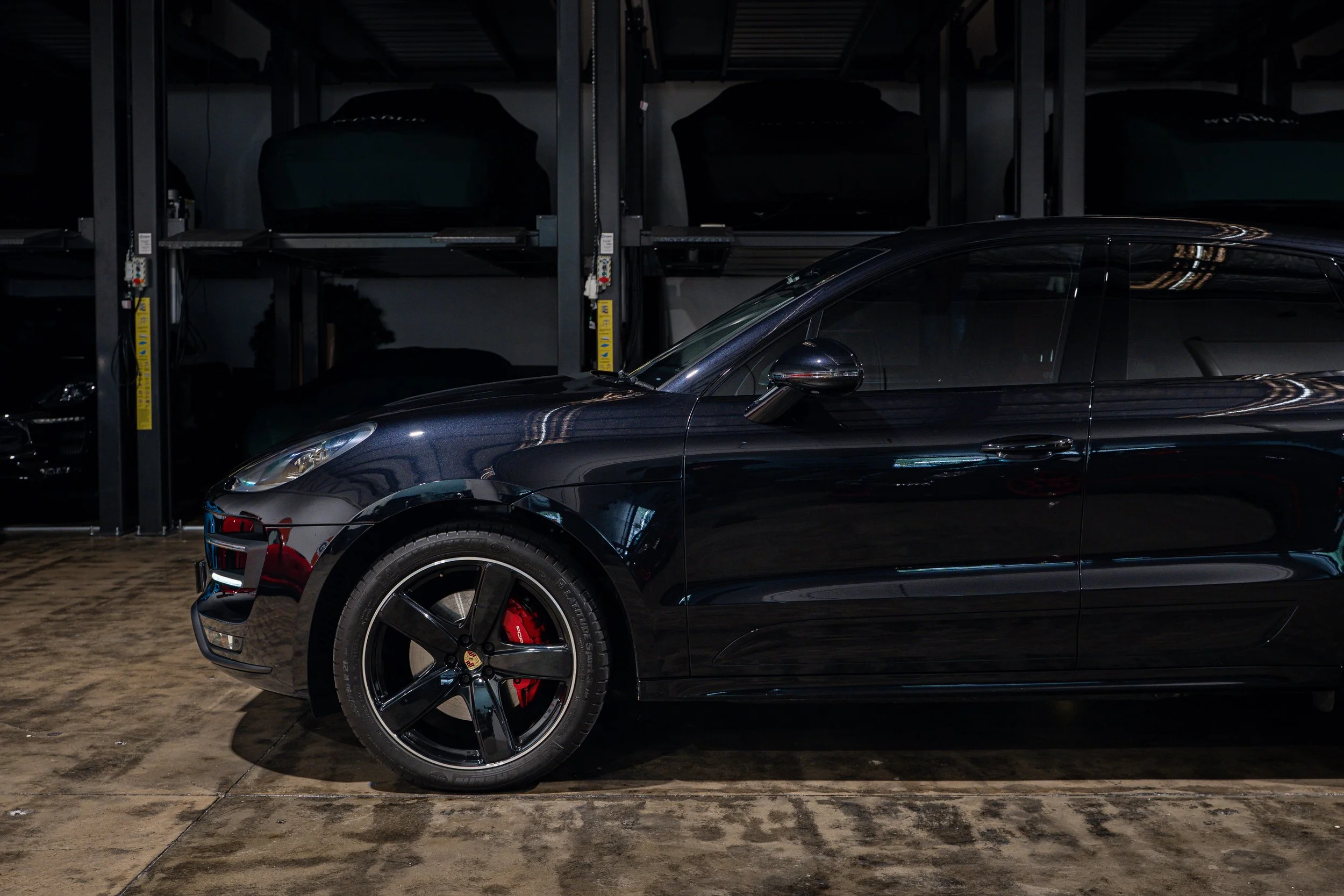 porschemacan-listing-6.jpg