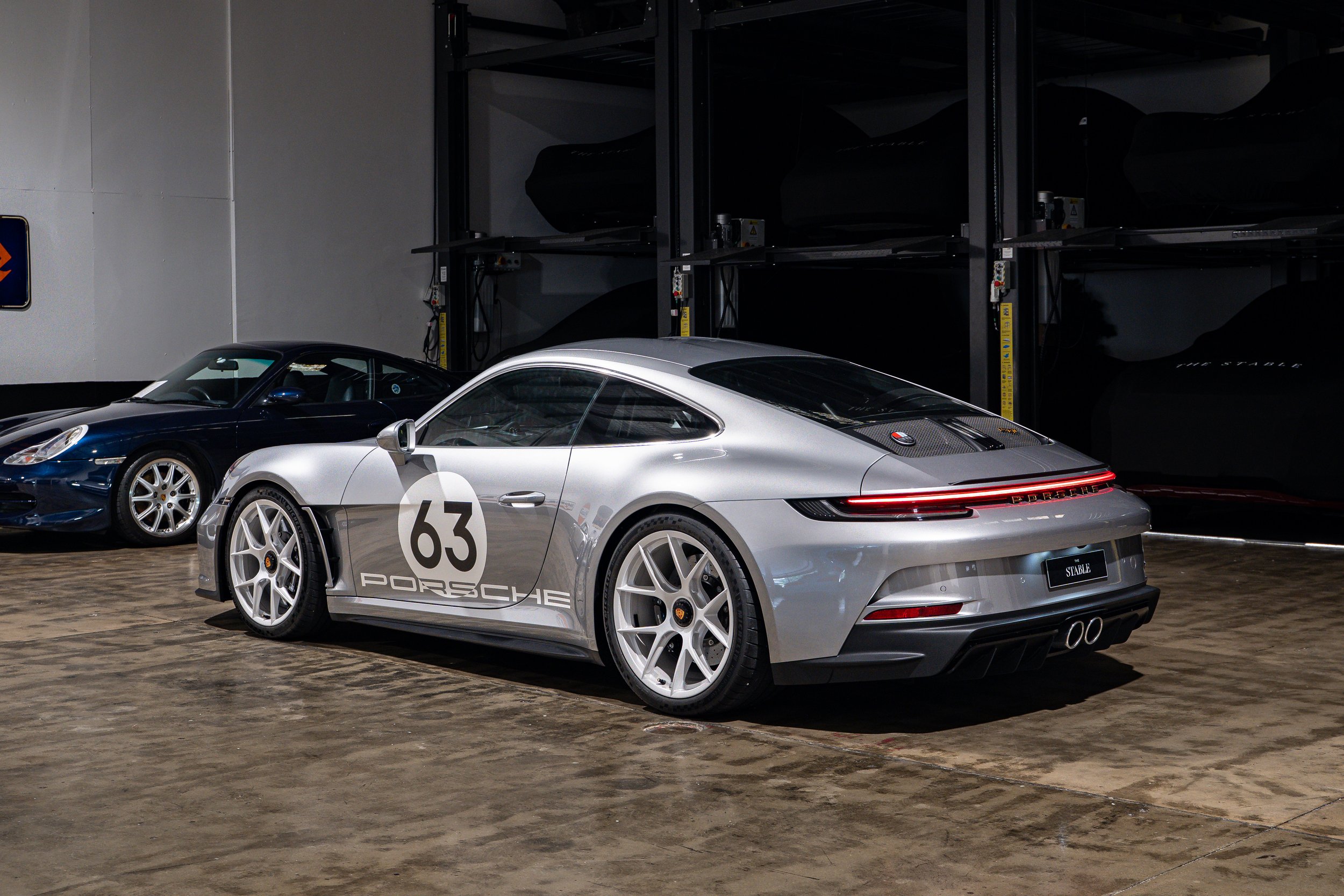 porsche911992st-listing-13.jpg
