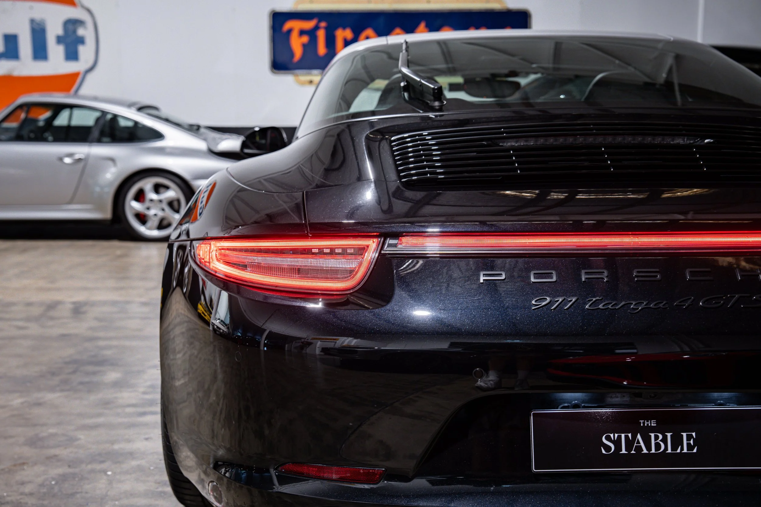 porsche911991targa-listing-17.jpg