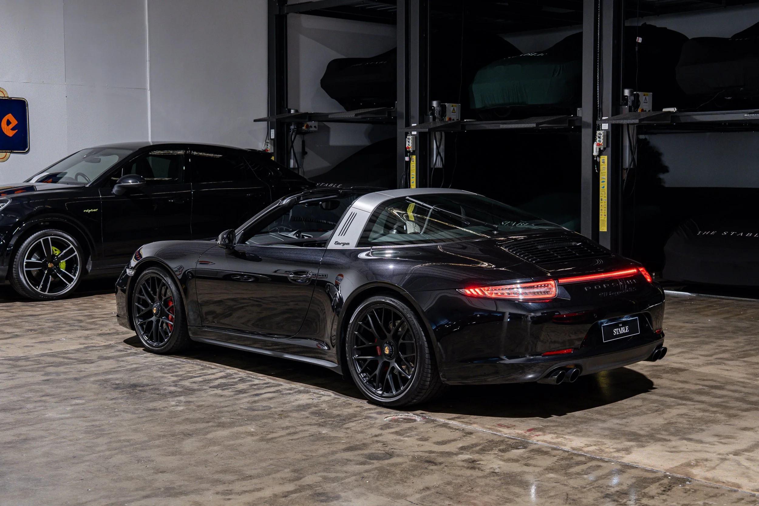 porsche911991targa-listing-13.jpg