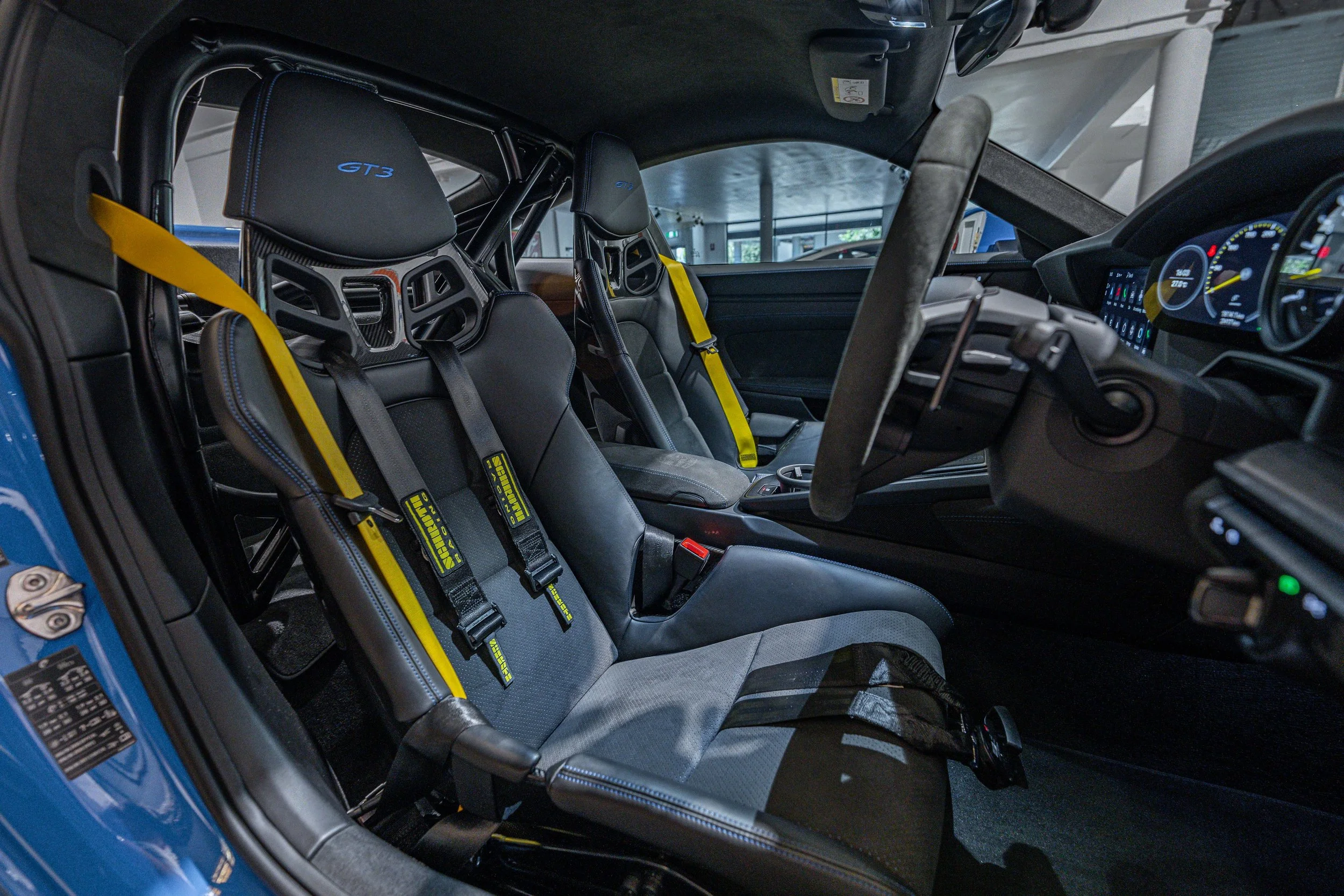 porsche911992gt3blue-listing-35.jpg