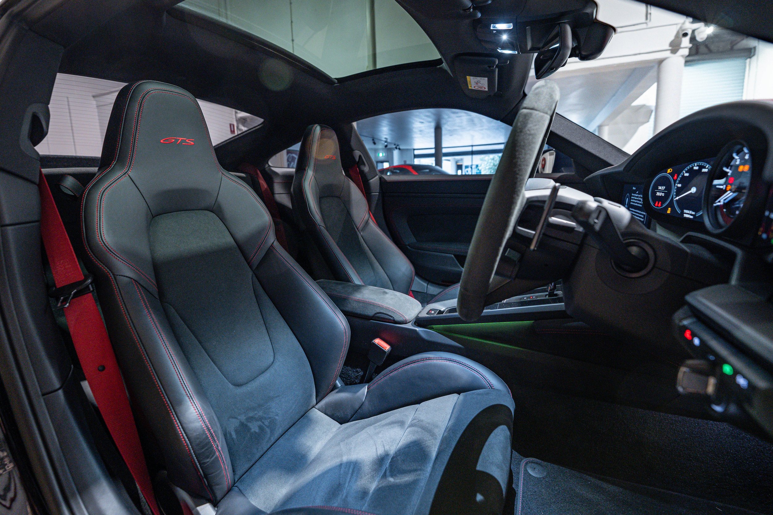 porsche911992gts-listing-23.jpg