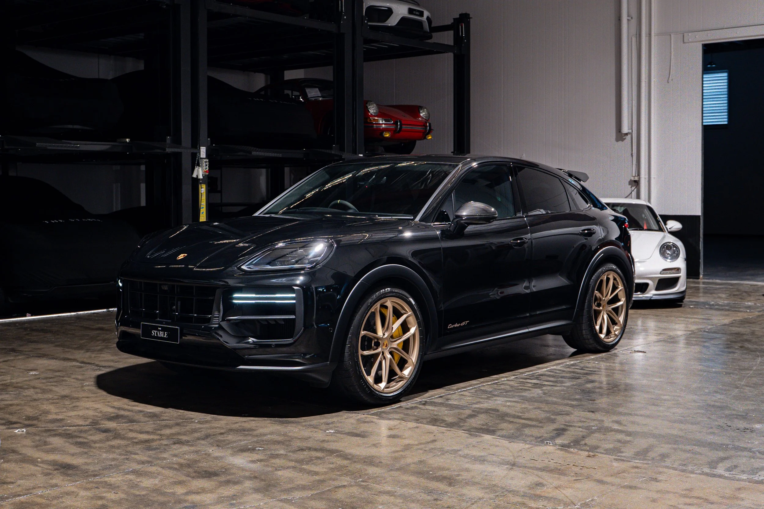 porschecayenneturbogt-listing-4.jpg
