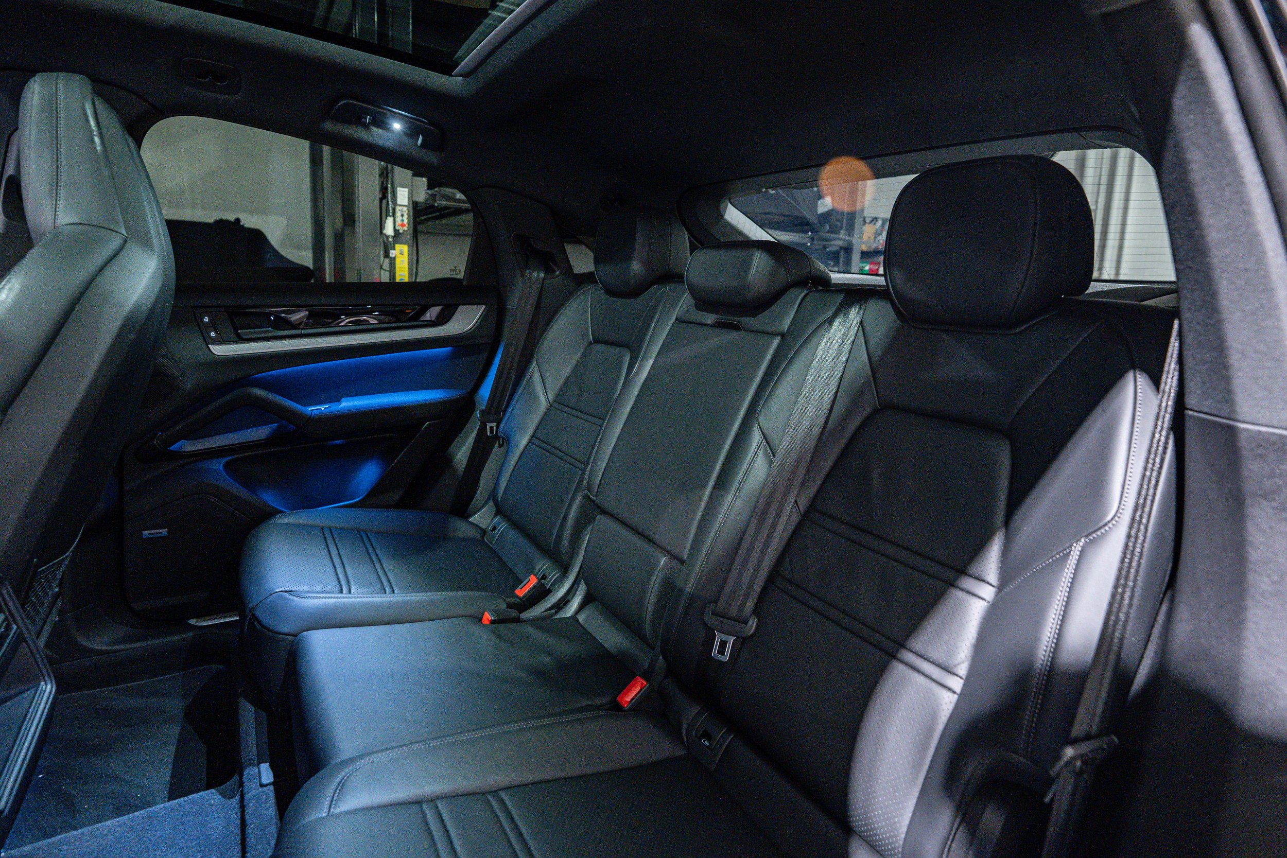 porschecayenne-listing-35.jpg