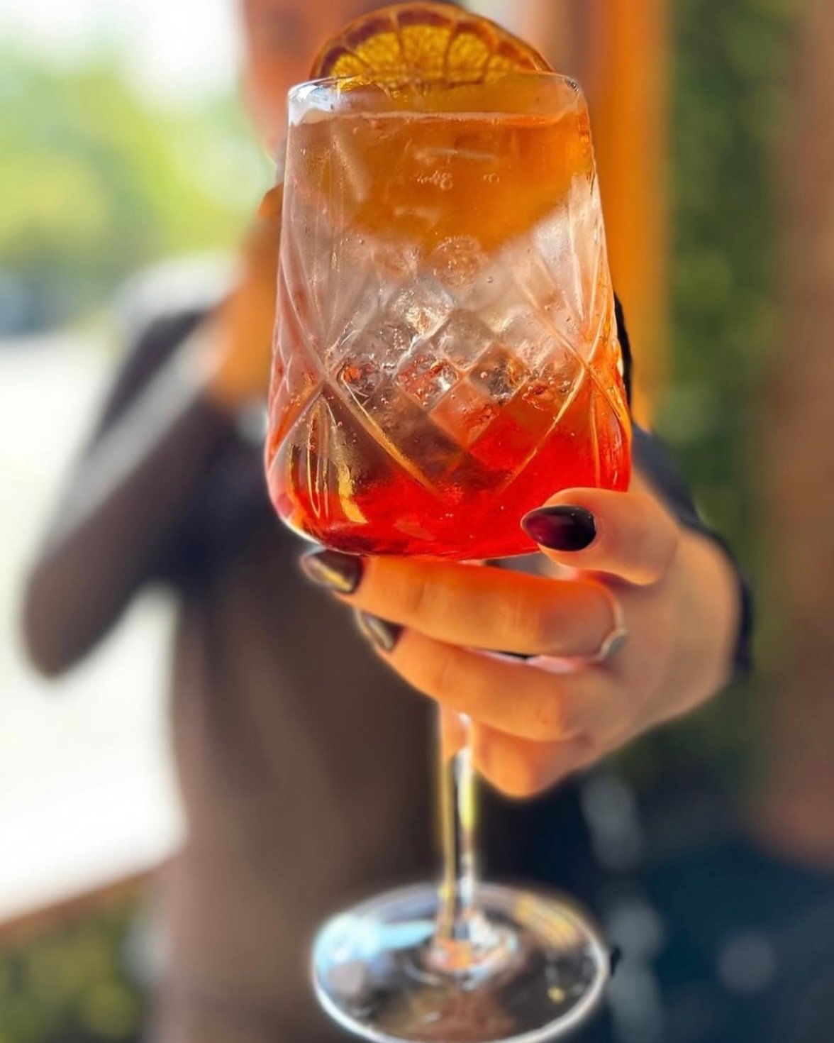 Sunday Sips live here. 
We&rsquo;re open from 2pm &ndash; come soak up the winter sunshine, catch the footy on the big screens, and sip your way through our arvo drink specials.

Kitchen&rsquo;s open, tunes are on (we&rsquo;ll even let you add your o