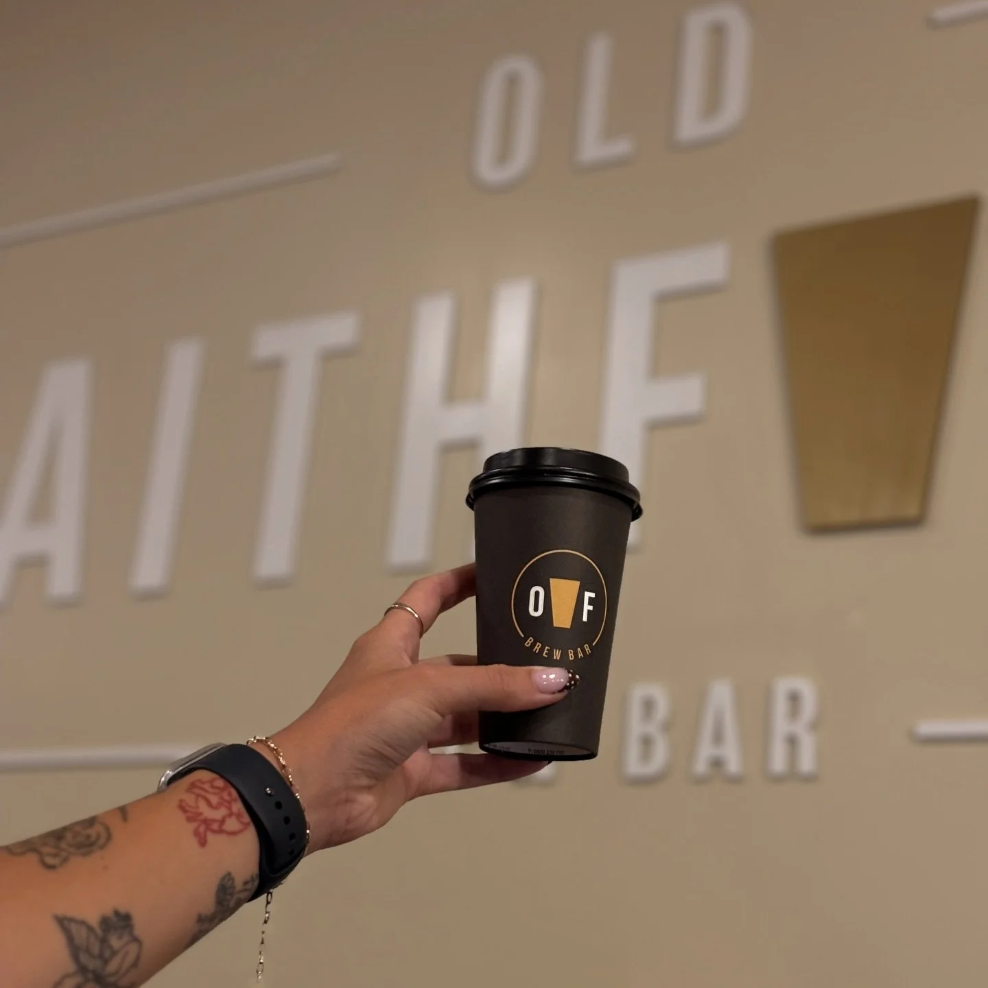 Happy hump day all! Serving brew til 1 🤎☕️