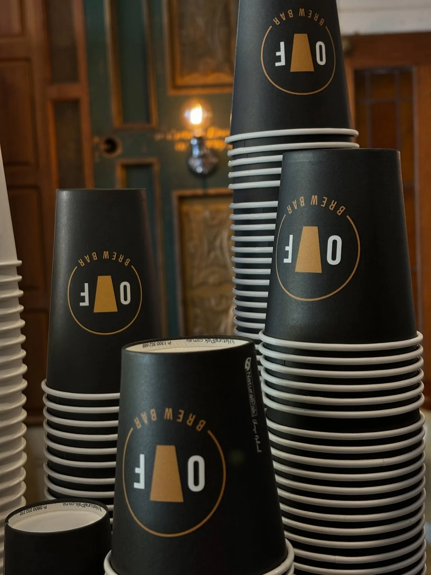 Monday morning once again. We shall see you soon. Open til 1 ☕️