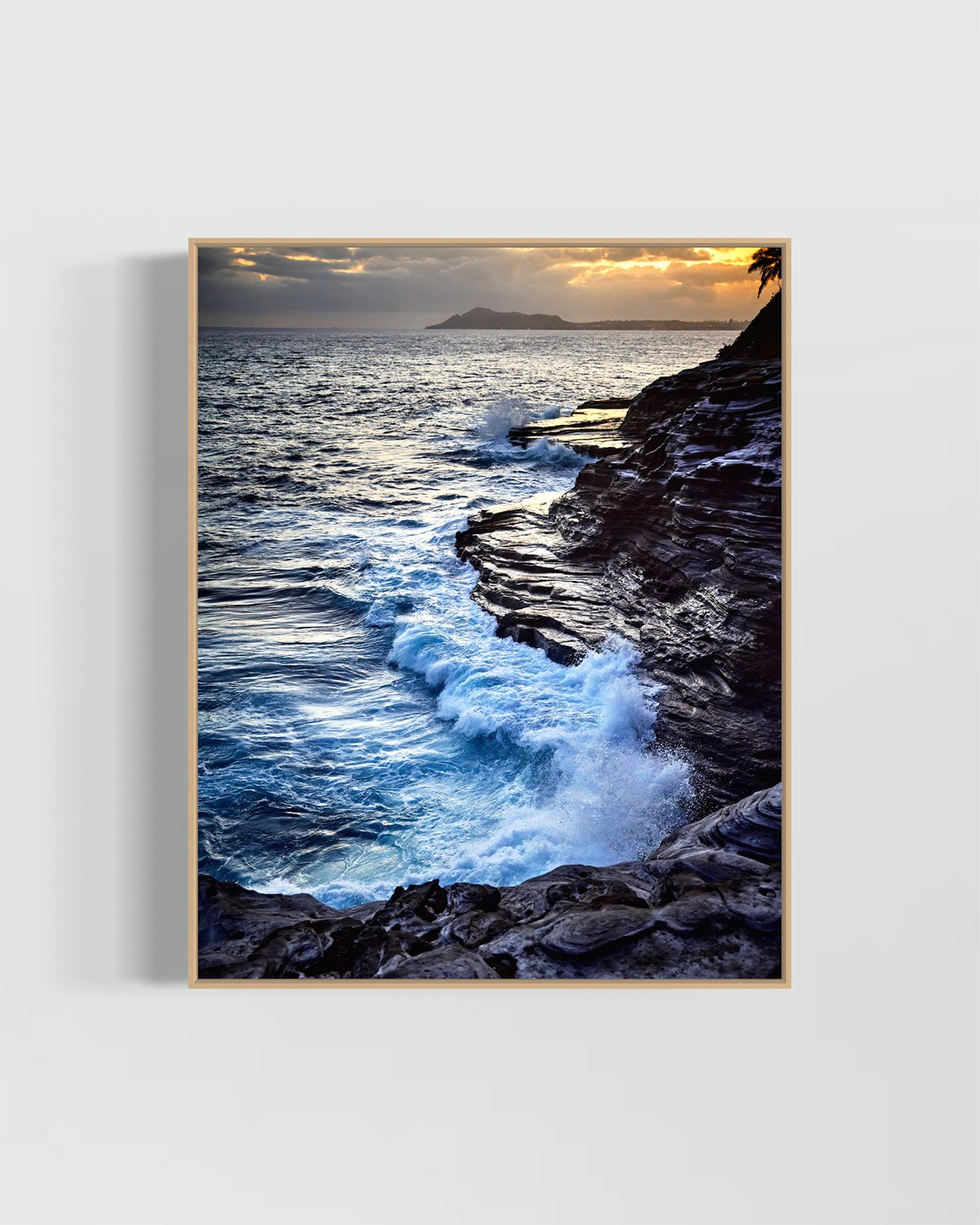spitting-cave-oahu-ocean-rocks-hawaii.6801.OAK.jpg