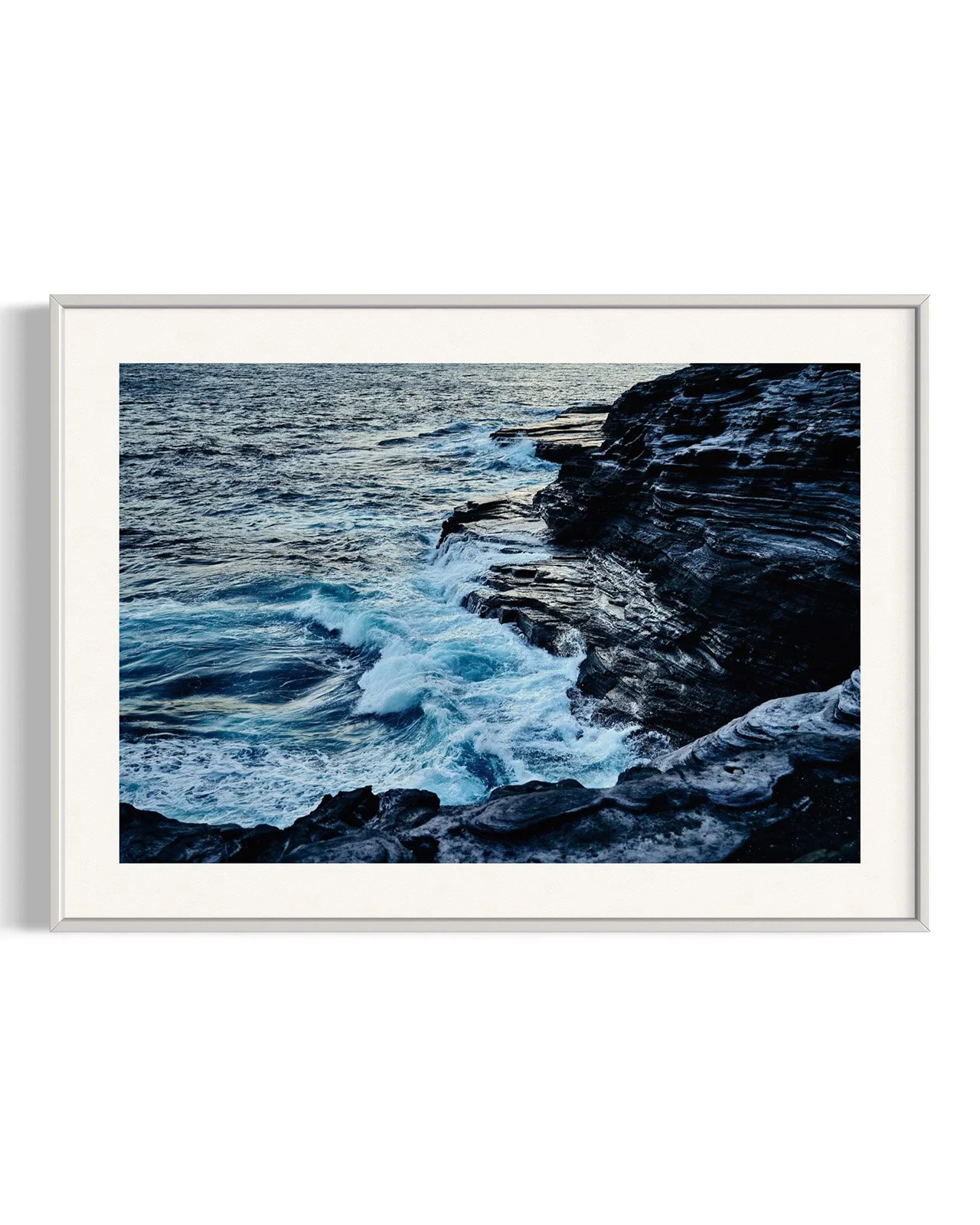 spitting-cave-oahu-ocean-rocks-hawaii.6656.WHT.FF.DETAIL.001.jpg
