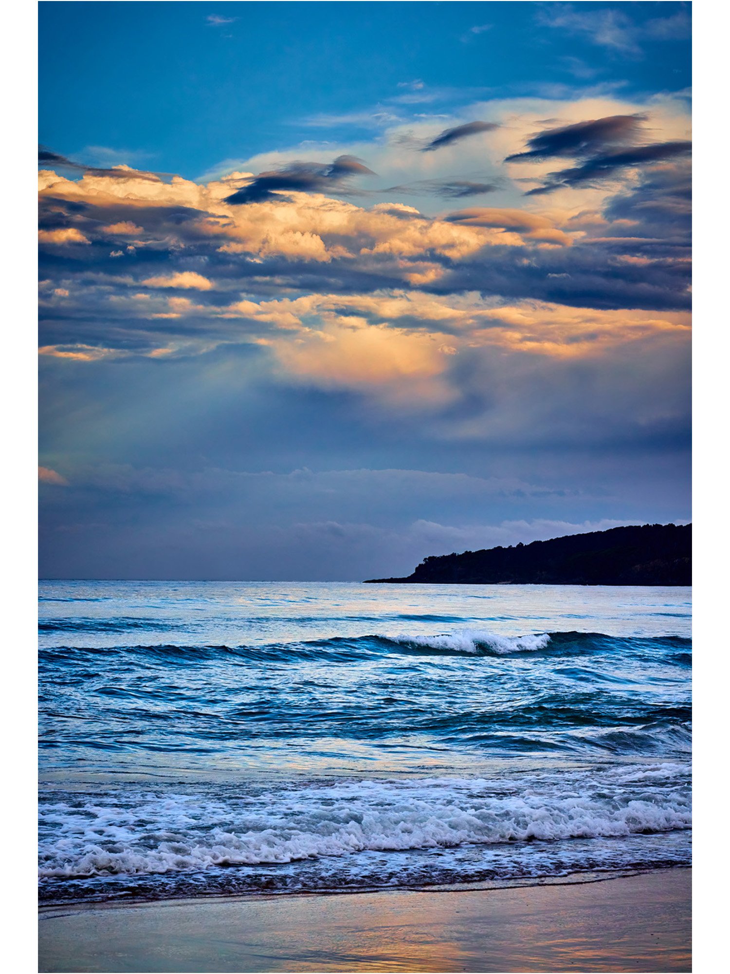 Pambula_Beach_Sky_Clouds_Sunset_2022_4856.FILE.B.jpg