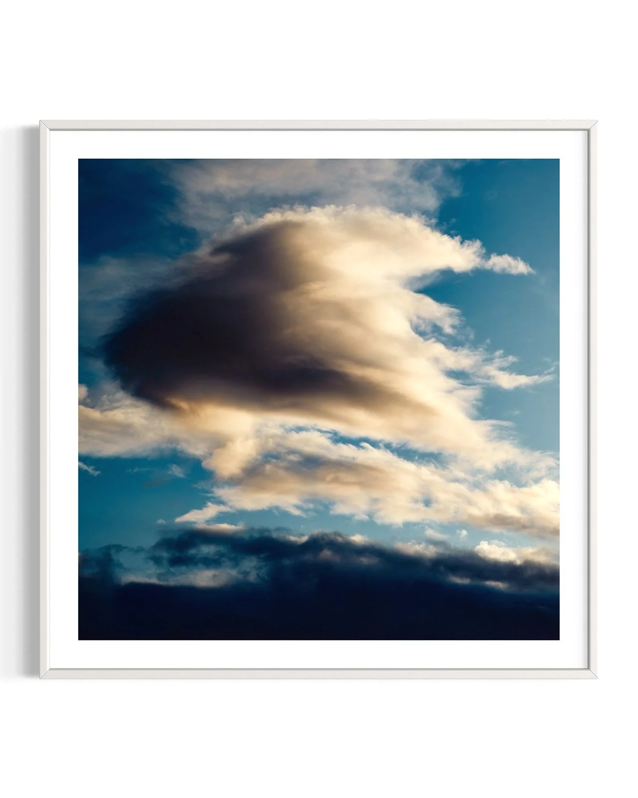 janjuc-storm-clouds-oliphant-photo-art-3884-1BSQ.WHT.DTL.001.jpg