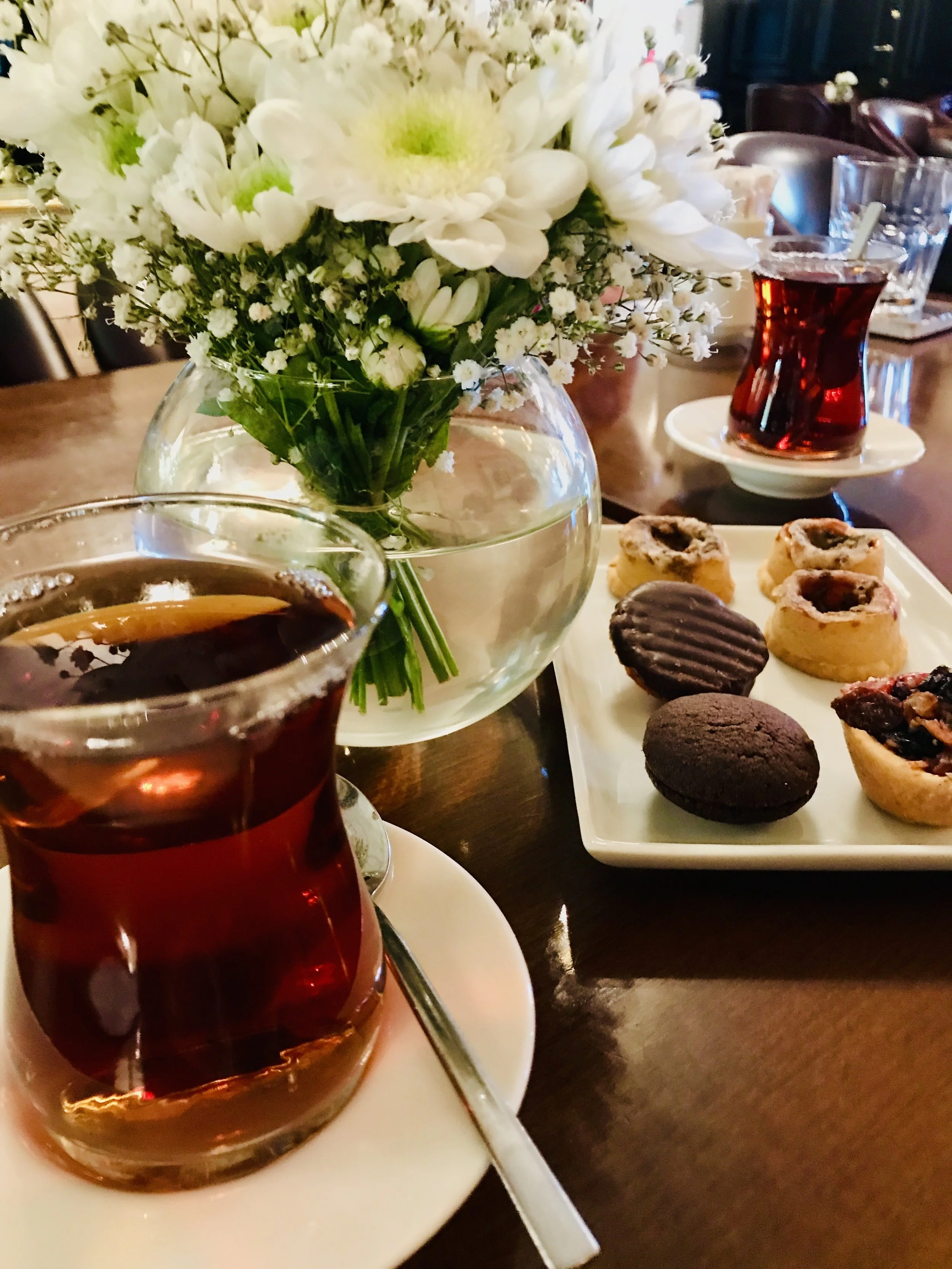 Tea with biscuits - Rain, Buses, Detours &amp; the Strange Tenderness of Istanbul