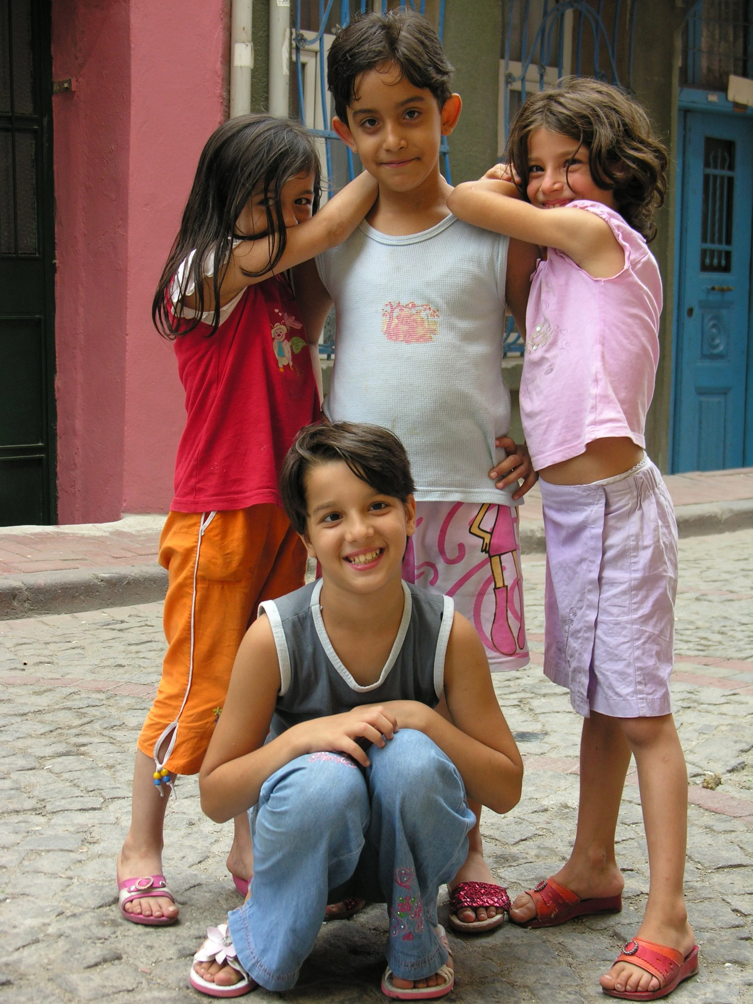 Settling Into Fener/Balat: Chaos, Curiosity &amp; the Unexpected Education of a Neighbourhood 