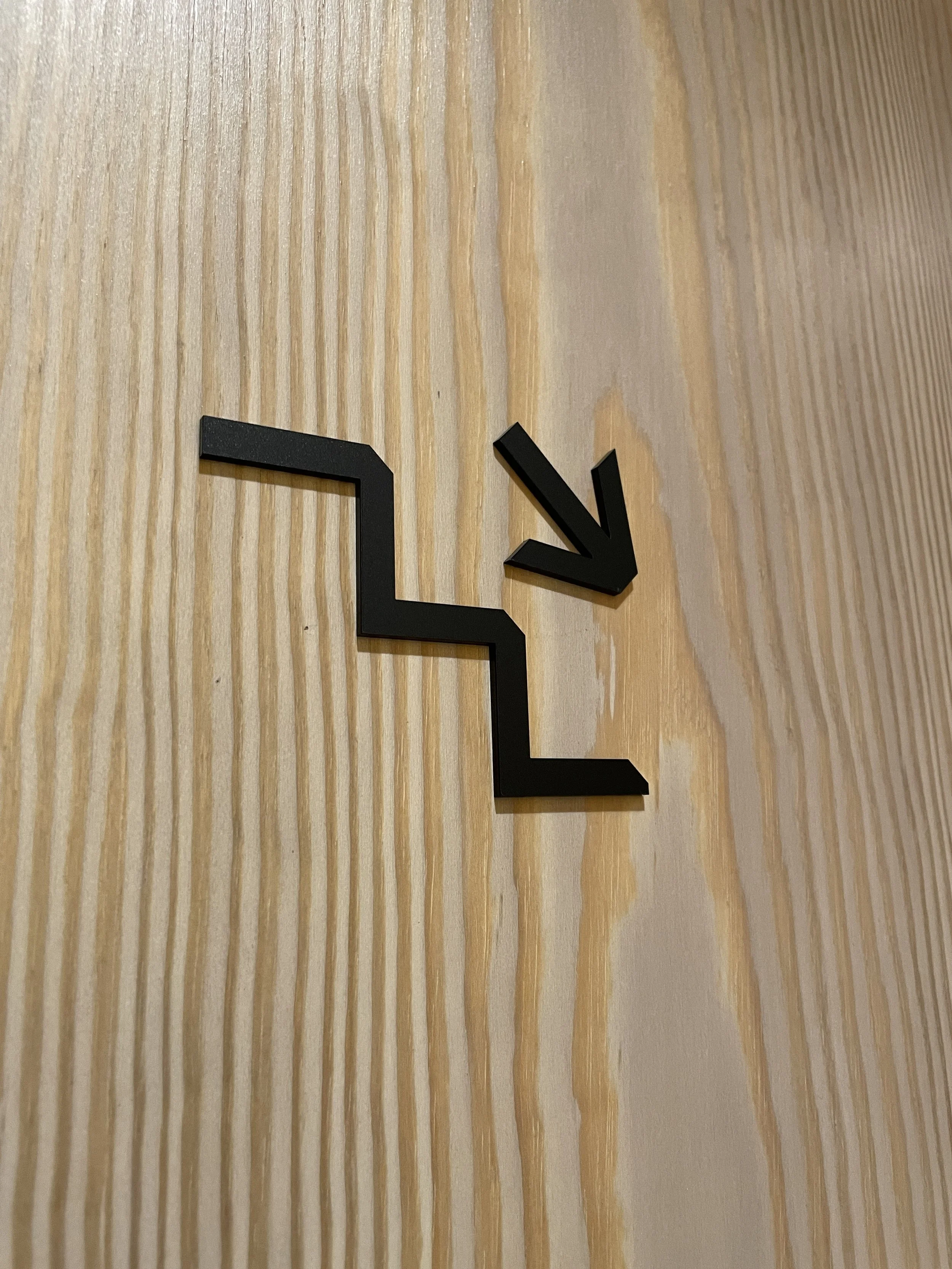 Eskape_125 - position.jpg