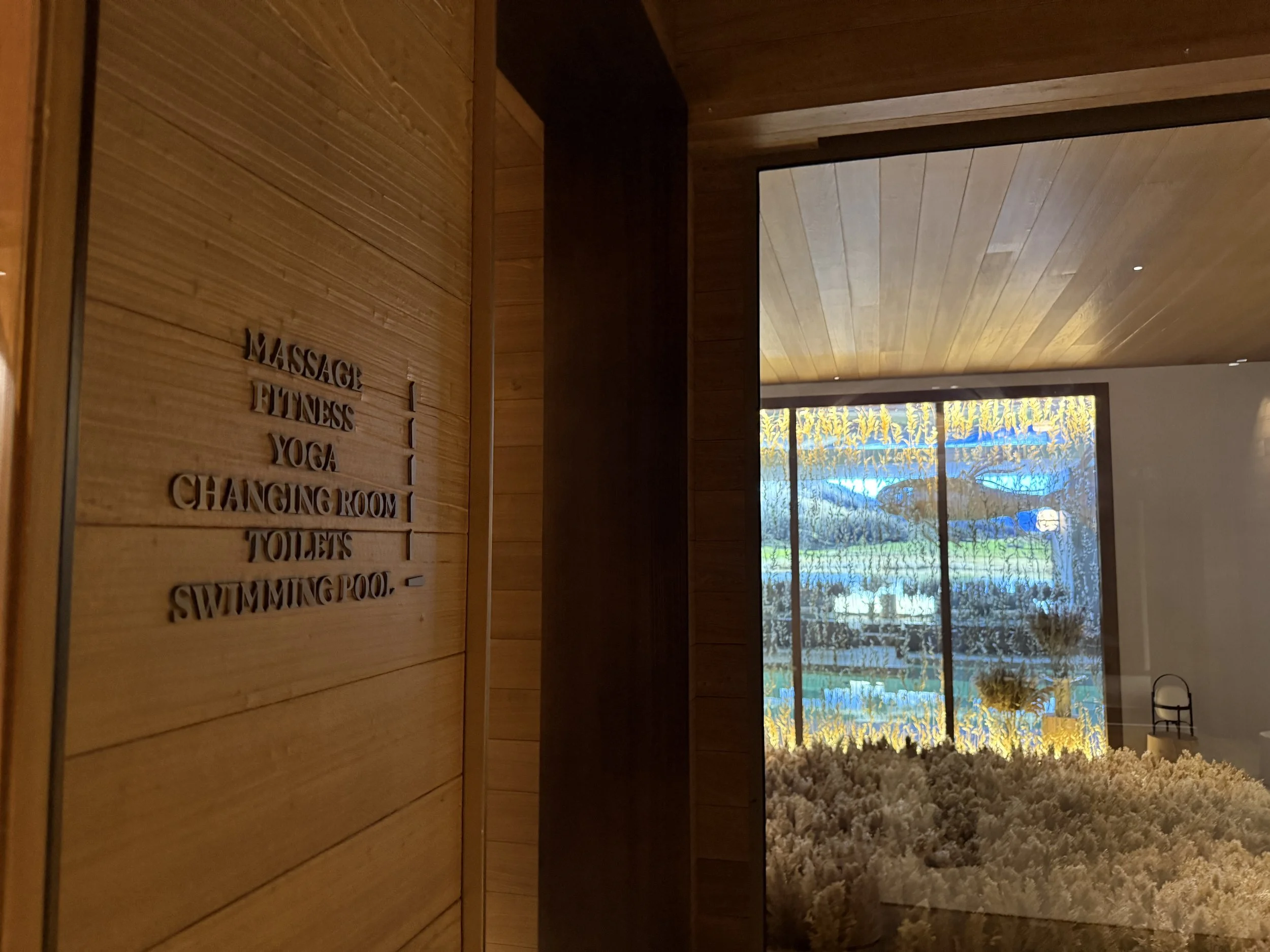 ATMOSPHERE Sign_159.jpg