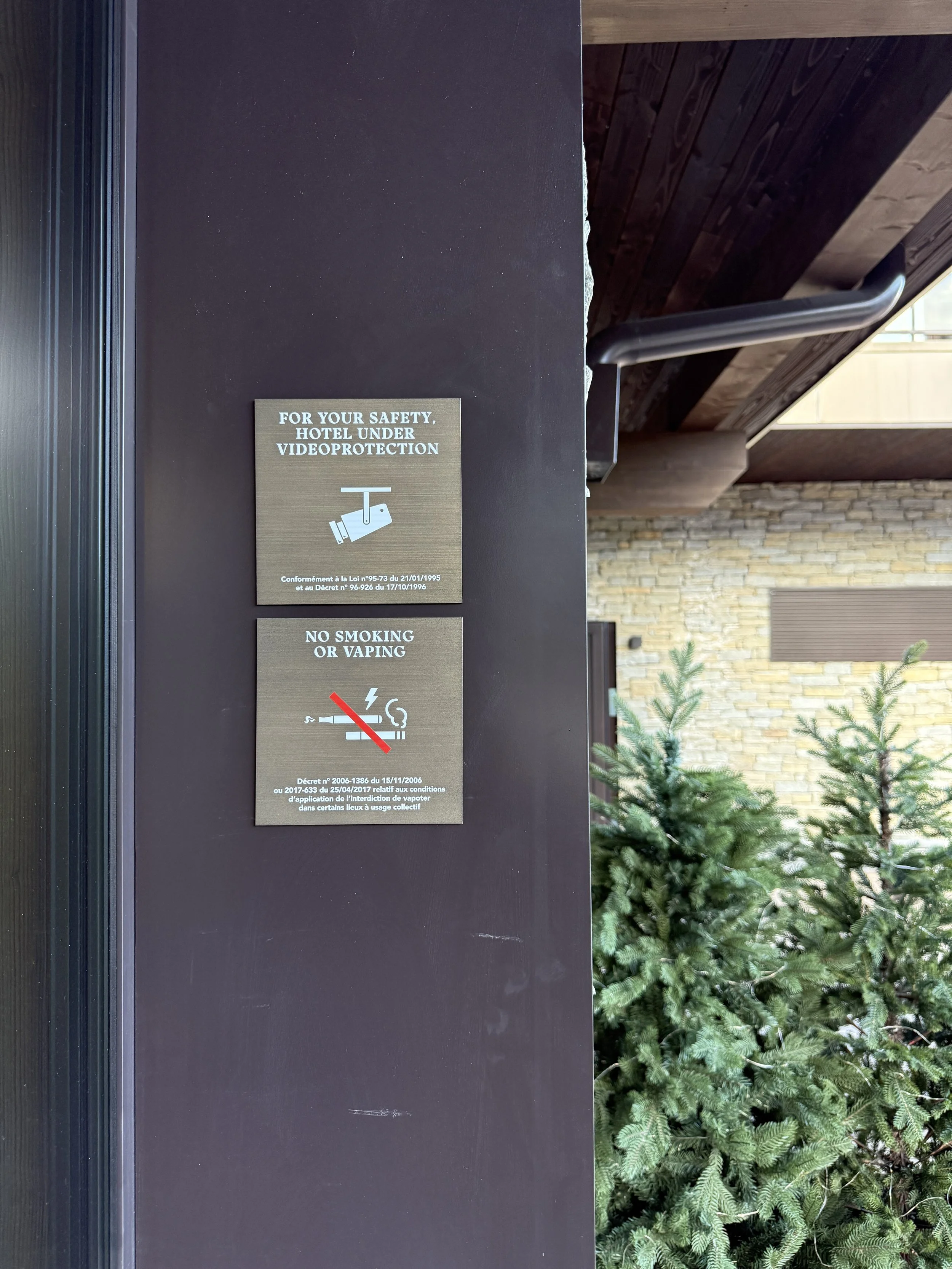 ATMOSPHERE Sign_182.jpg